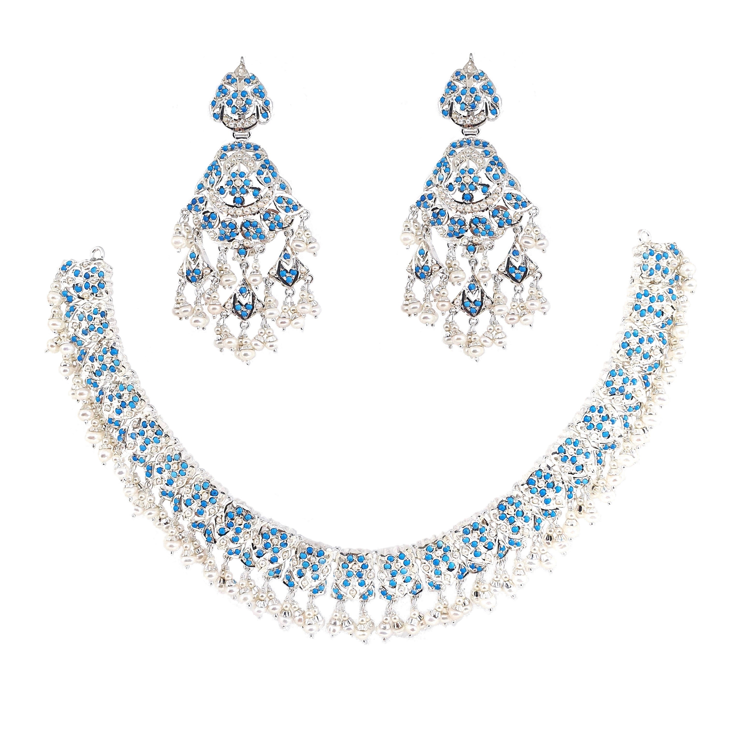 necklace set embellished with pearls and turquoises