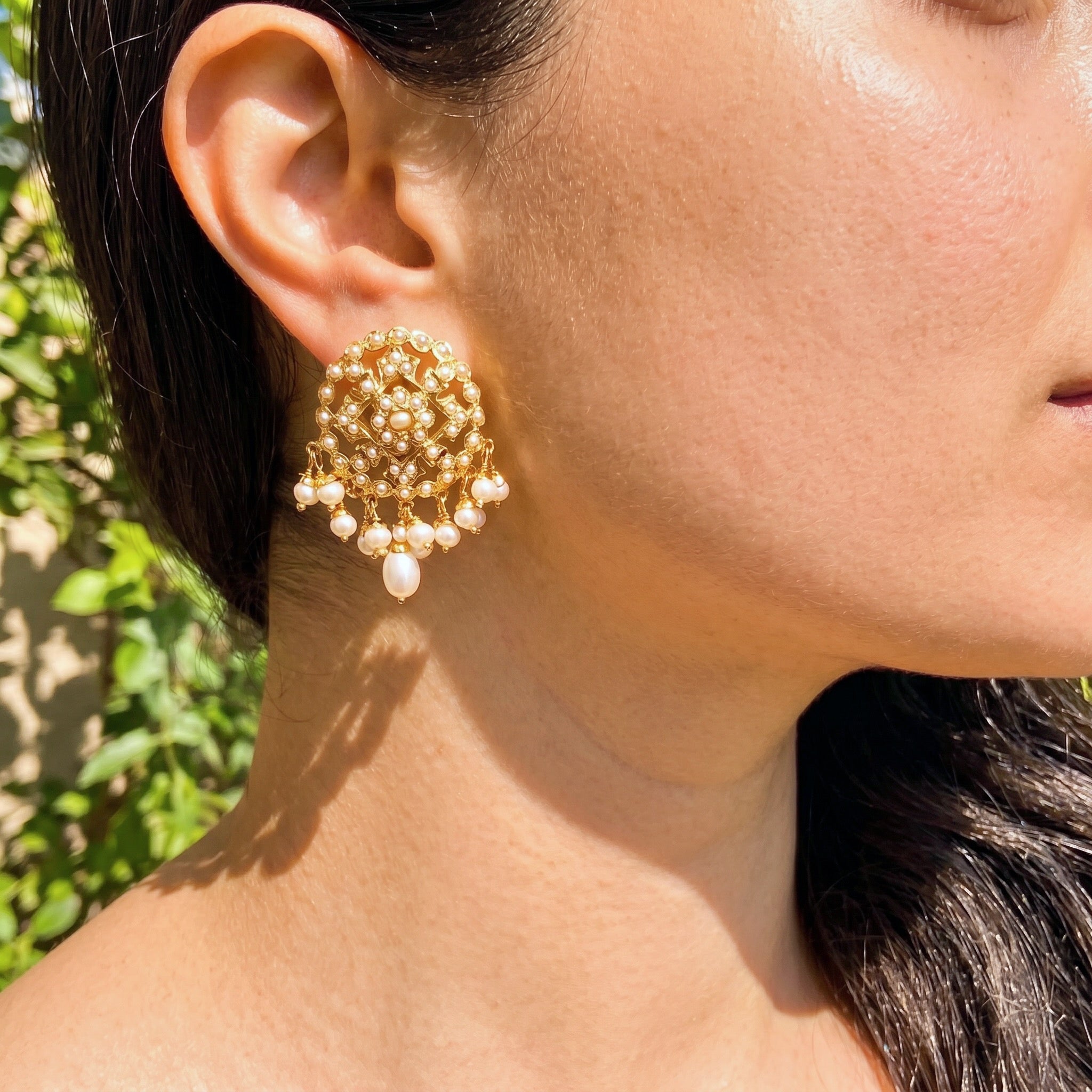 Exquisite Gold Plated Jadau Pearl Studs ER 246