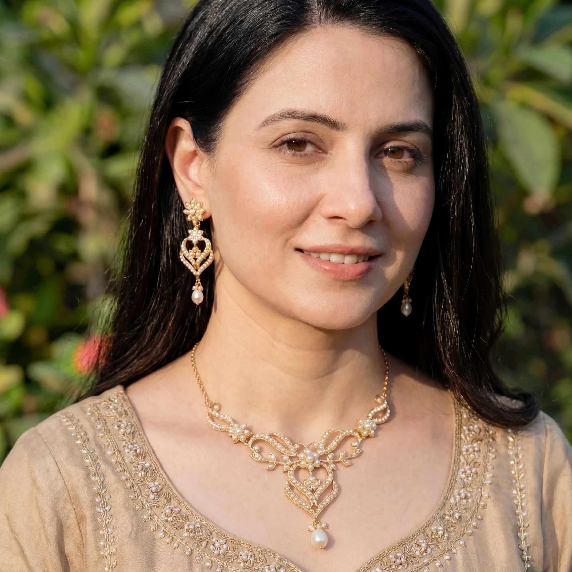 Silver and Pearl Jewelry Set | Gold Plated | Antique Design NS 417