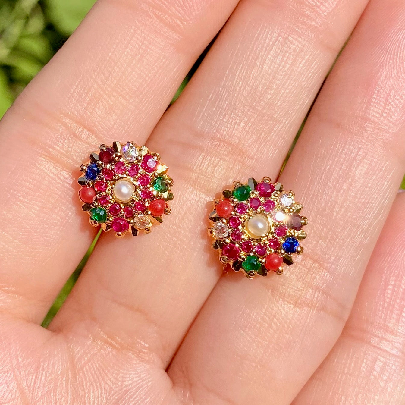 womens navaratna pendant set