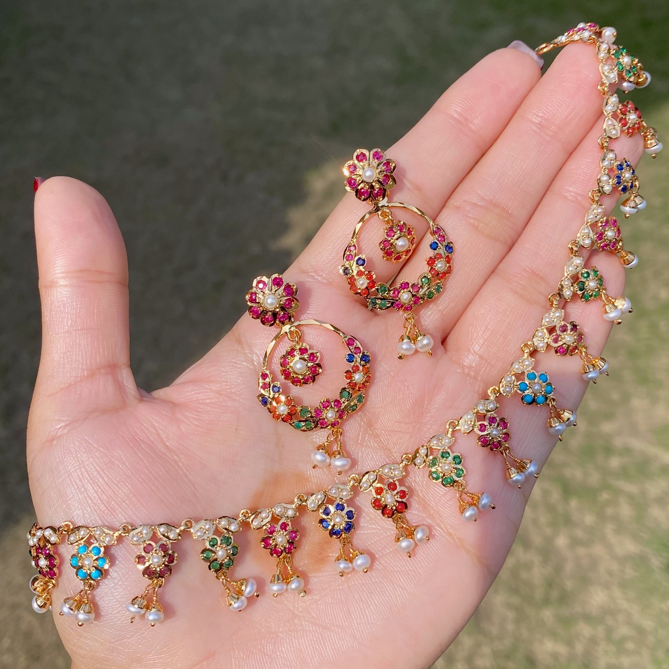 dainty navaratna necklace set
