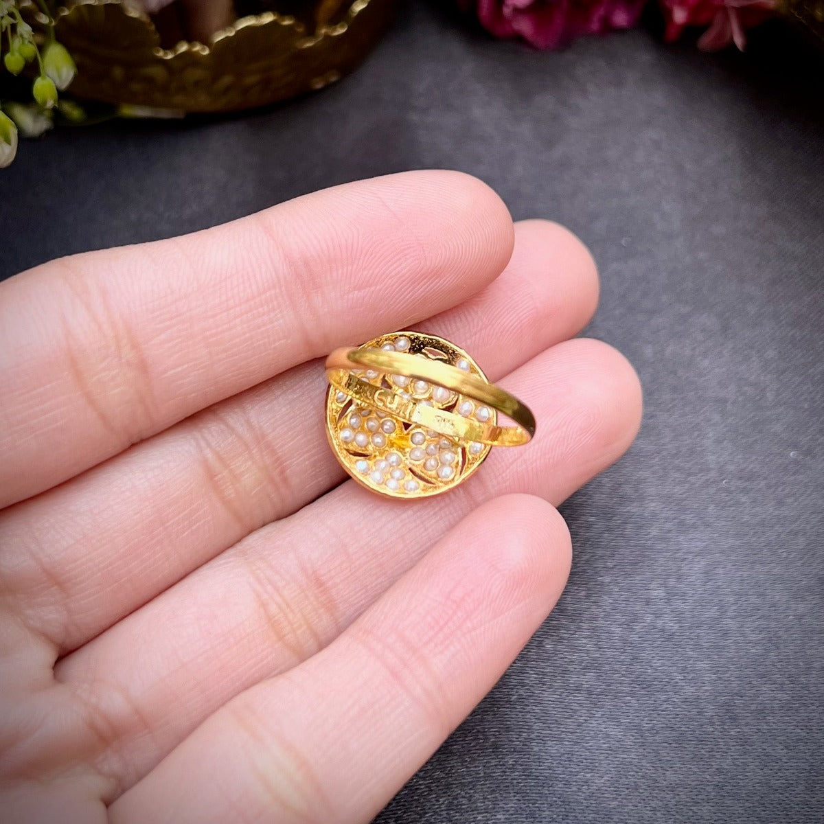 small round gold ring pearls