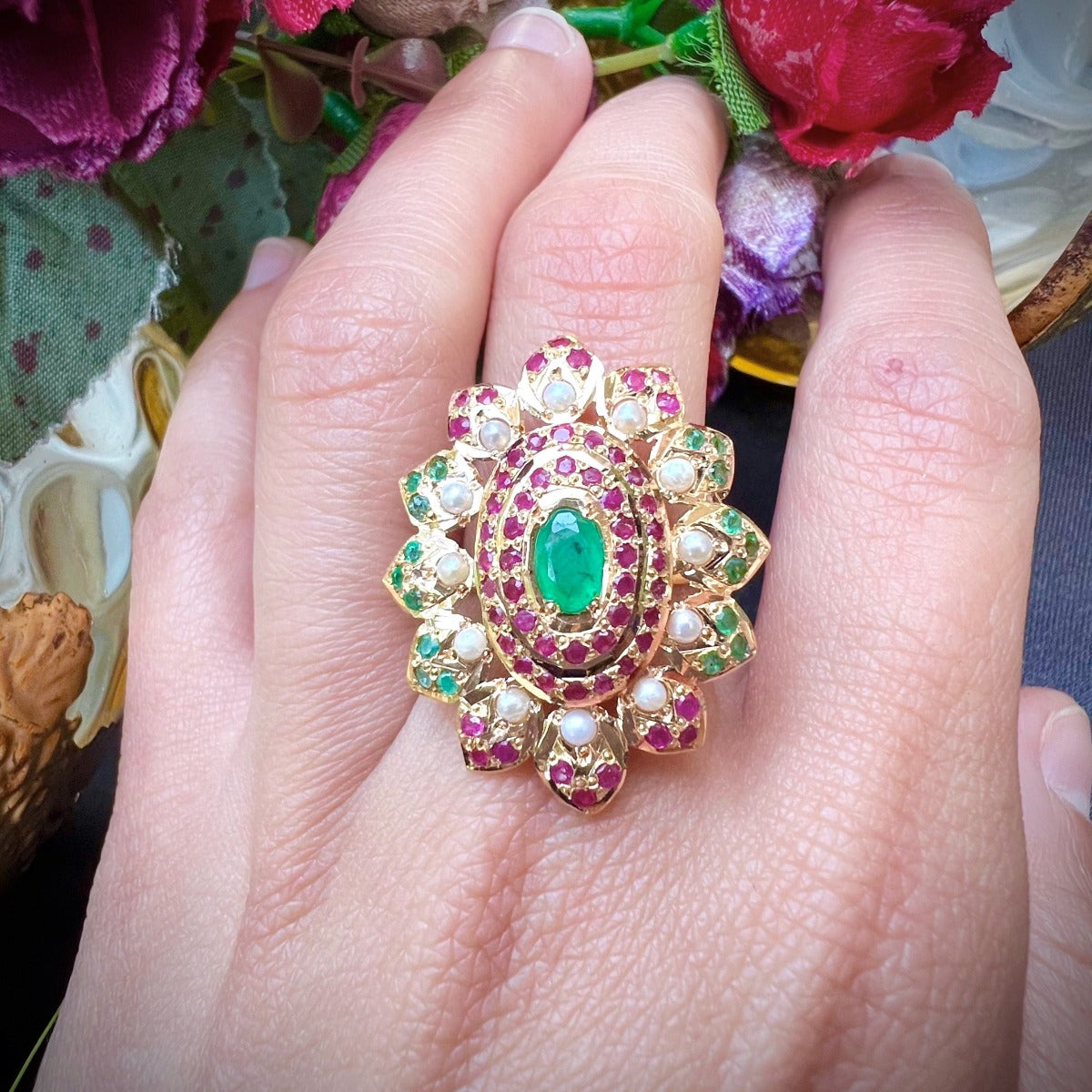 emerald cocktail ring gold