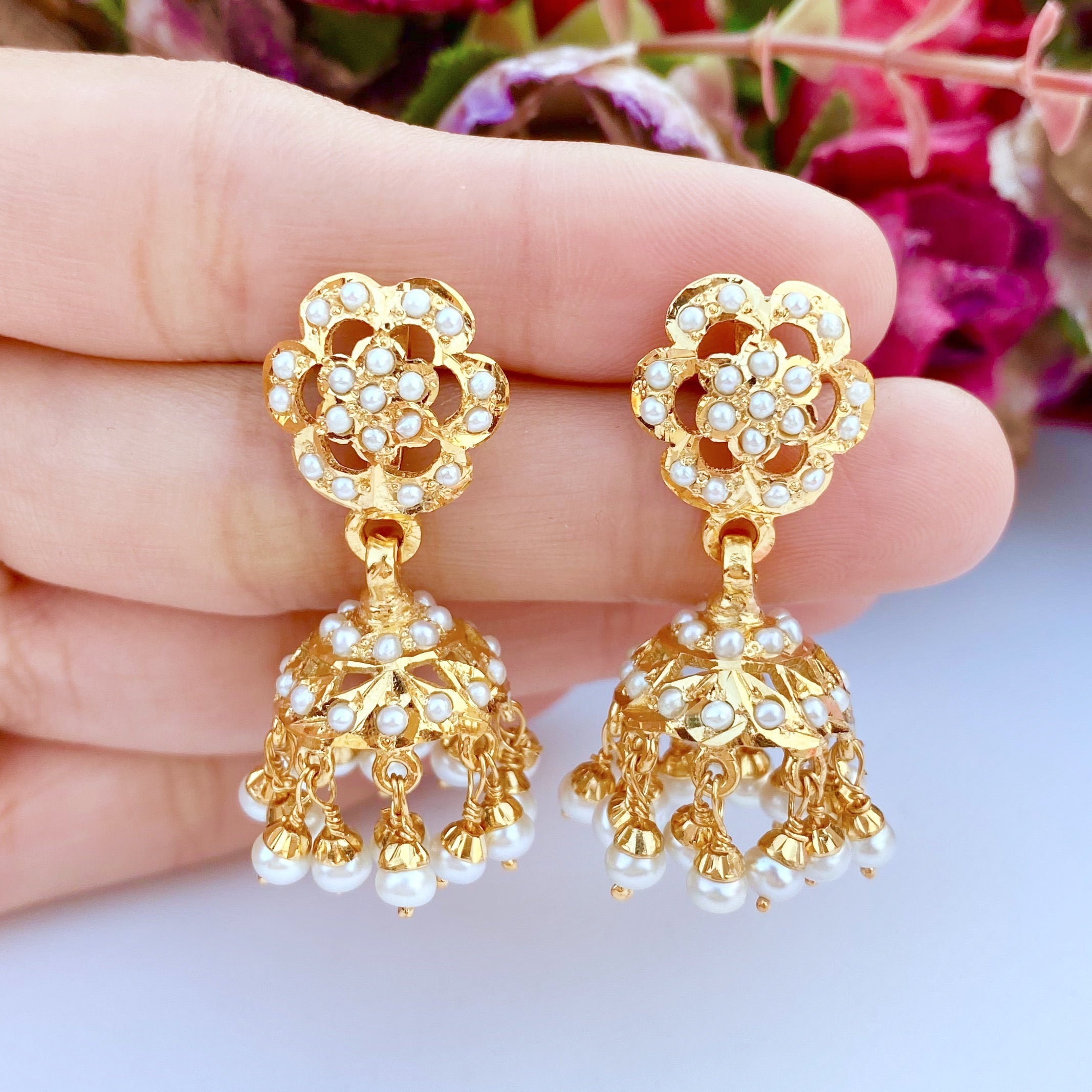 gold coated jadau jhumka earrings