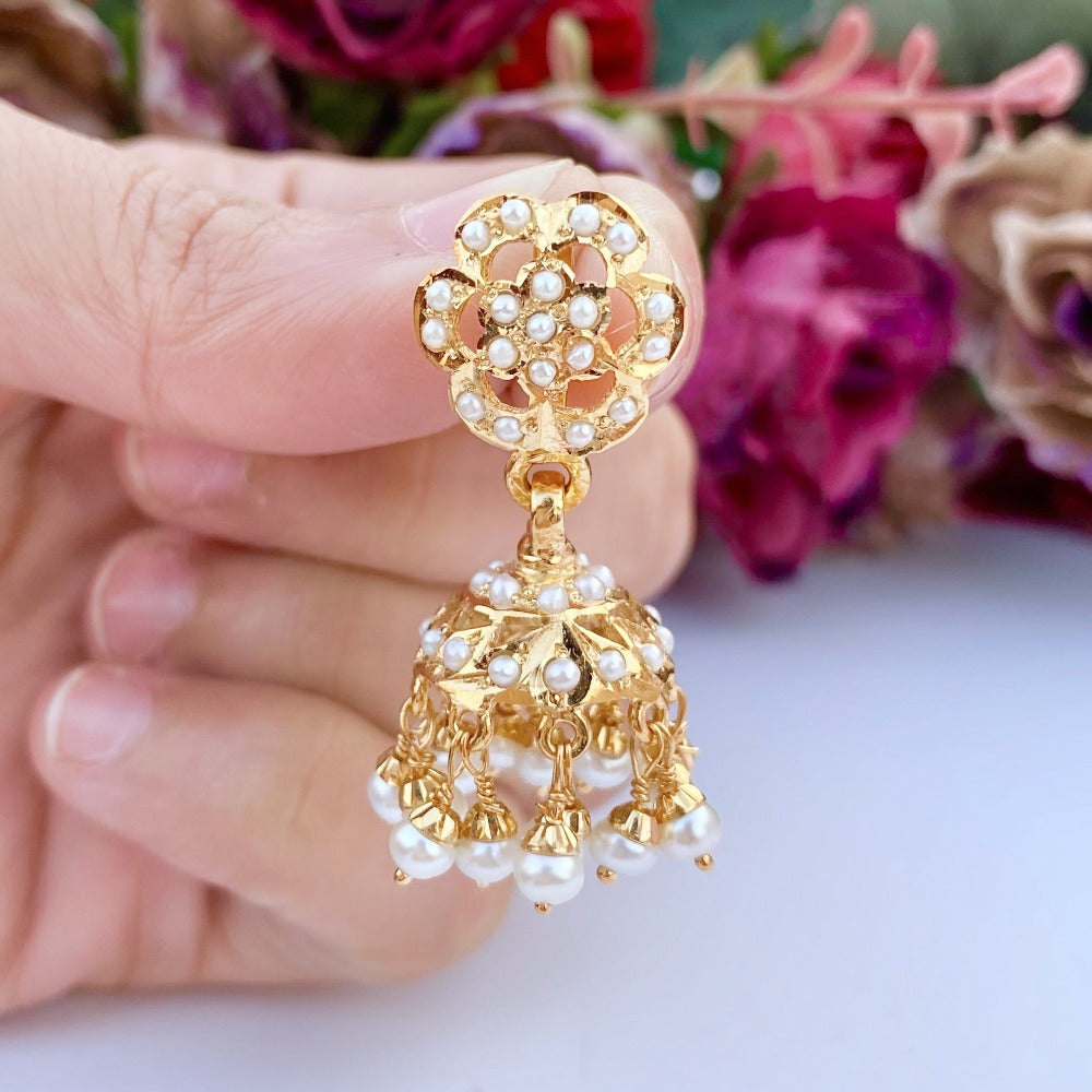 gold coated jadau jhumka earrings