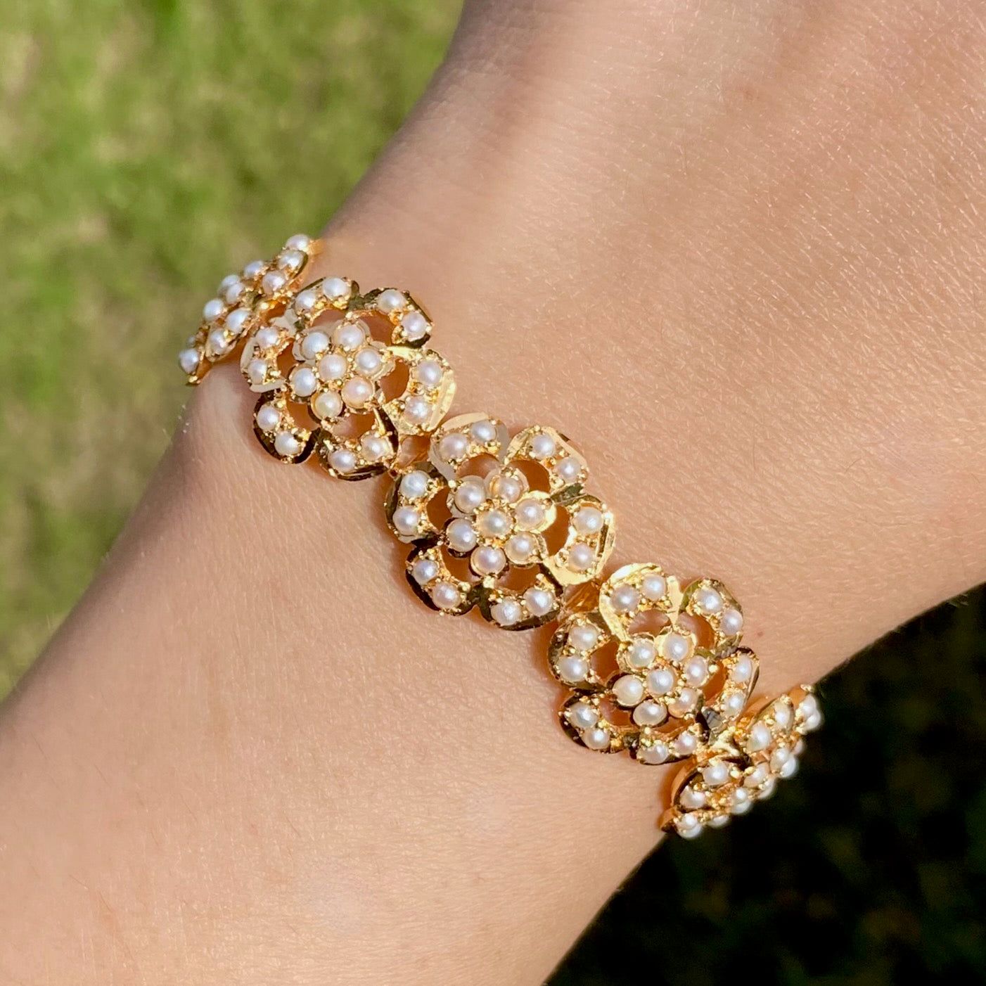 Women'sPearl Bracelet | Gold Plated Silver | Authentic Freshwater Pearls Studded BG 151