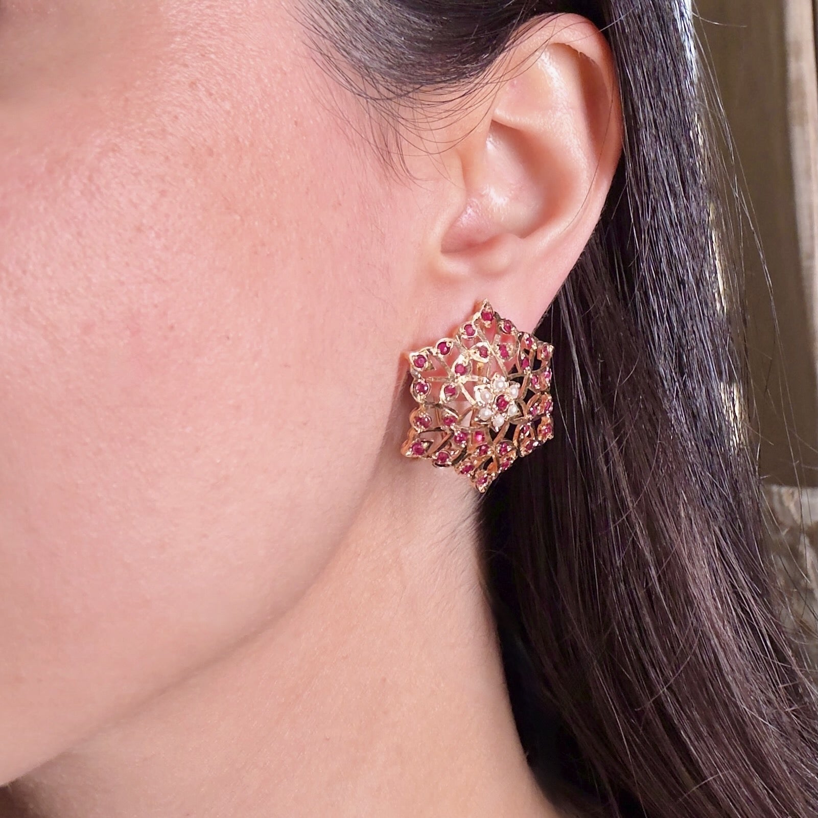 modern jadau studs