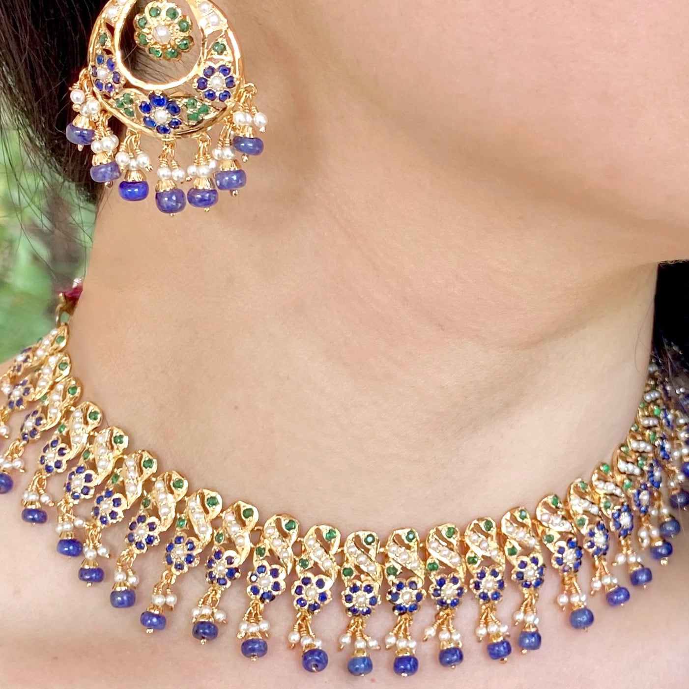 hyderabadi jadau set with neelam blue sapphire stones