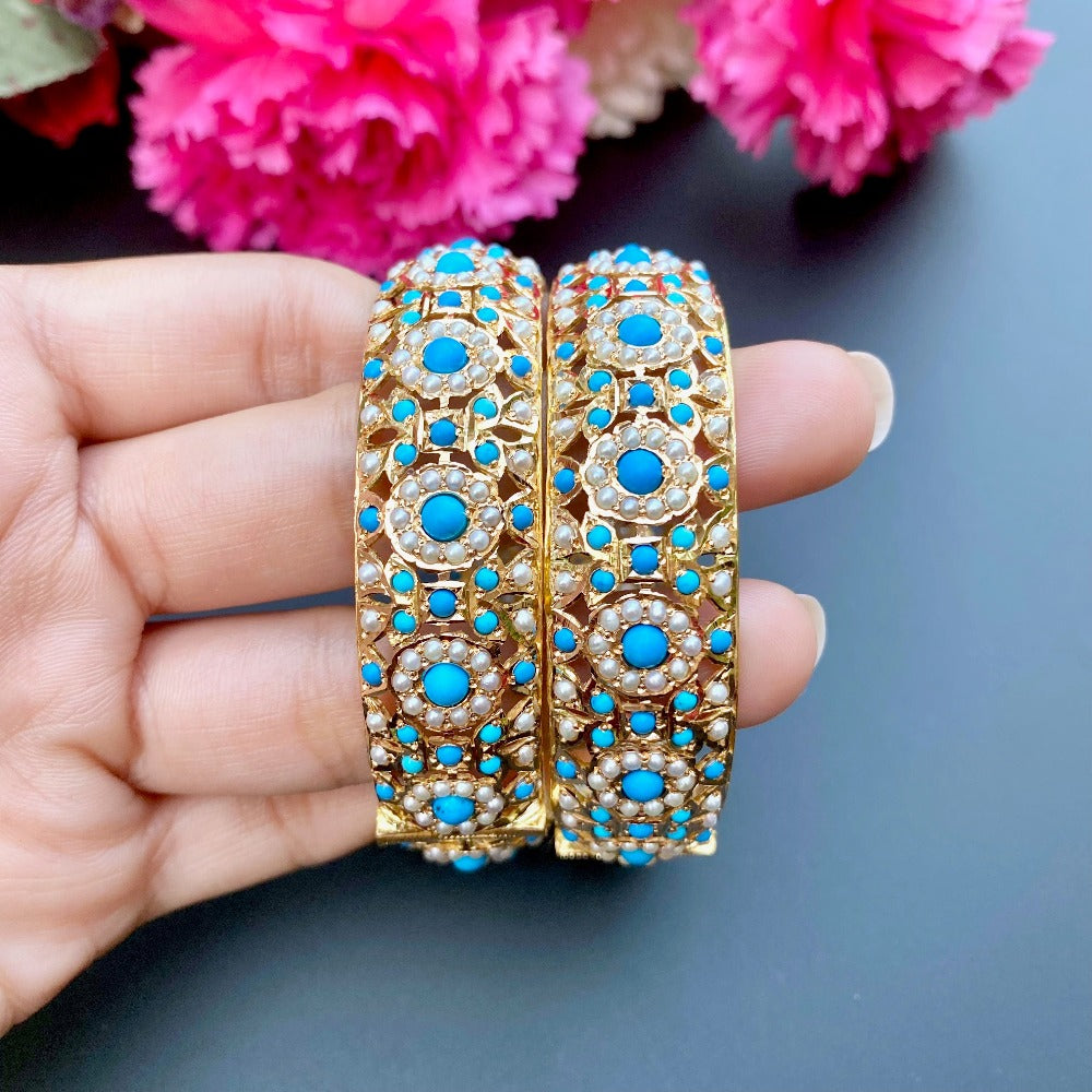 gold bangles Punjabi