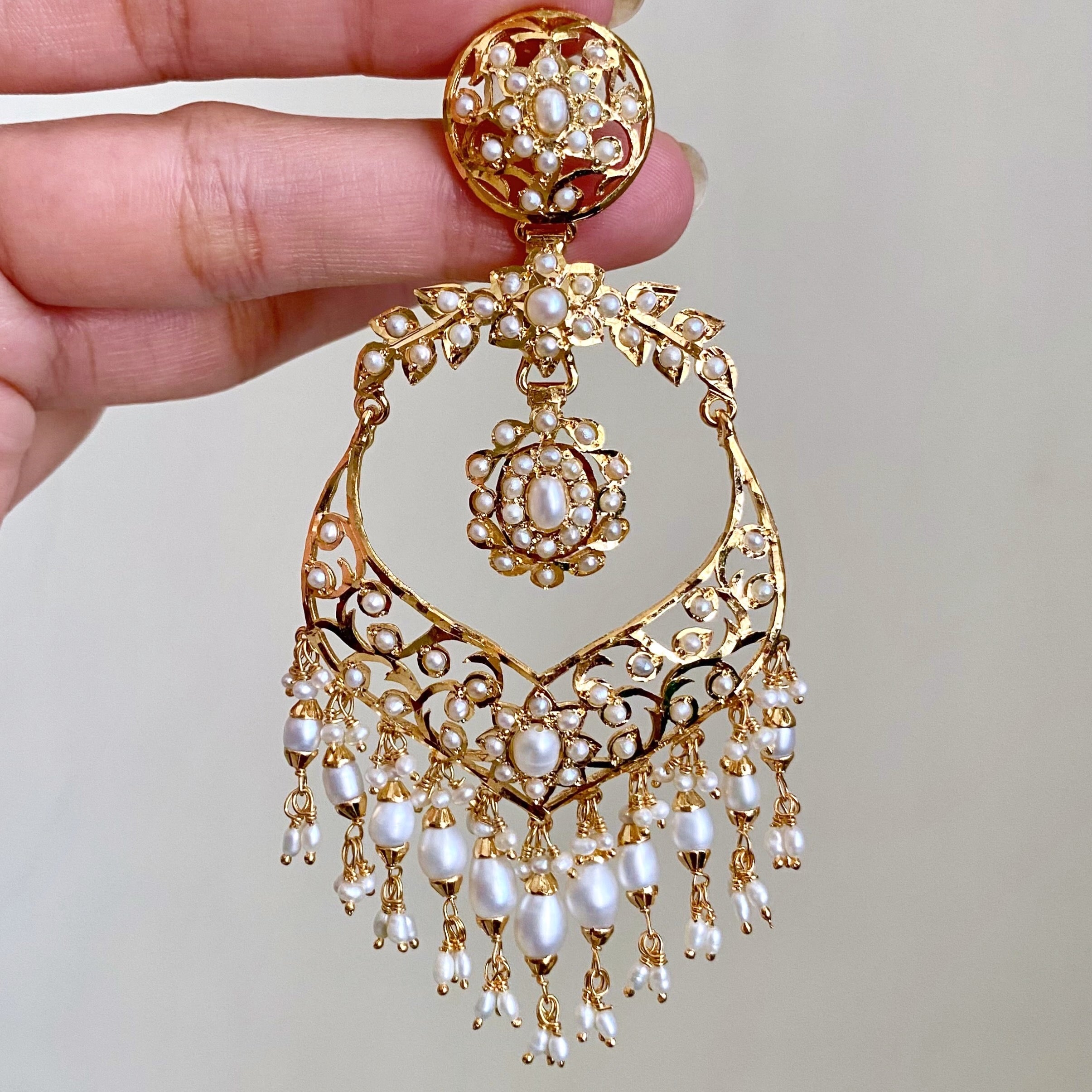fashion chandbali earrings