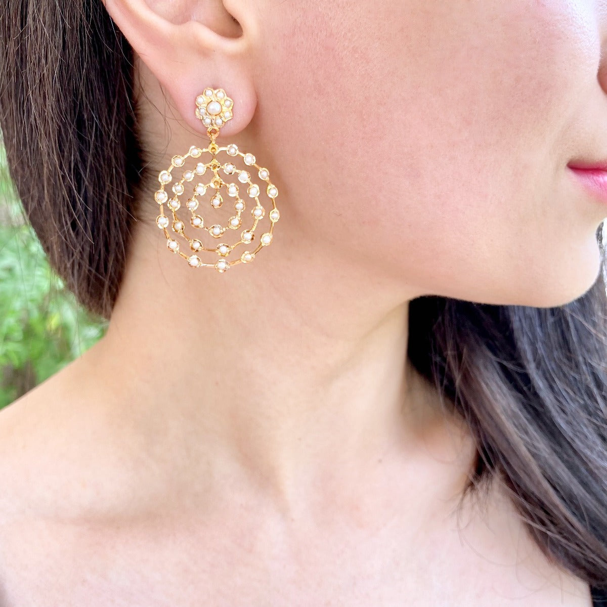 latest design in gold earrings with pearls