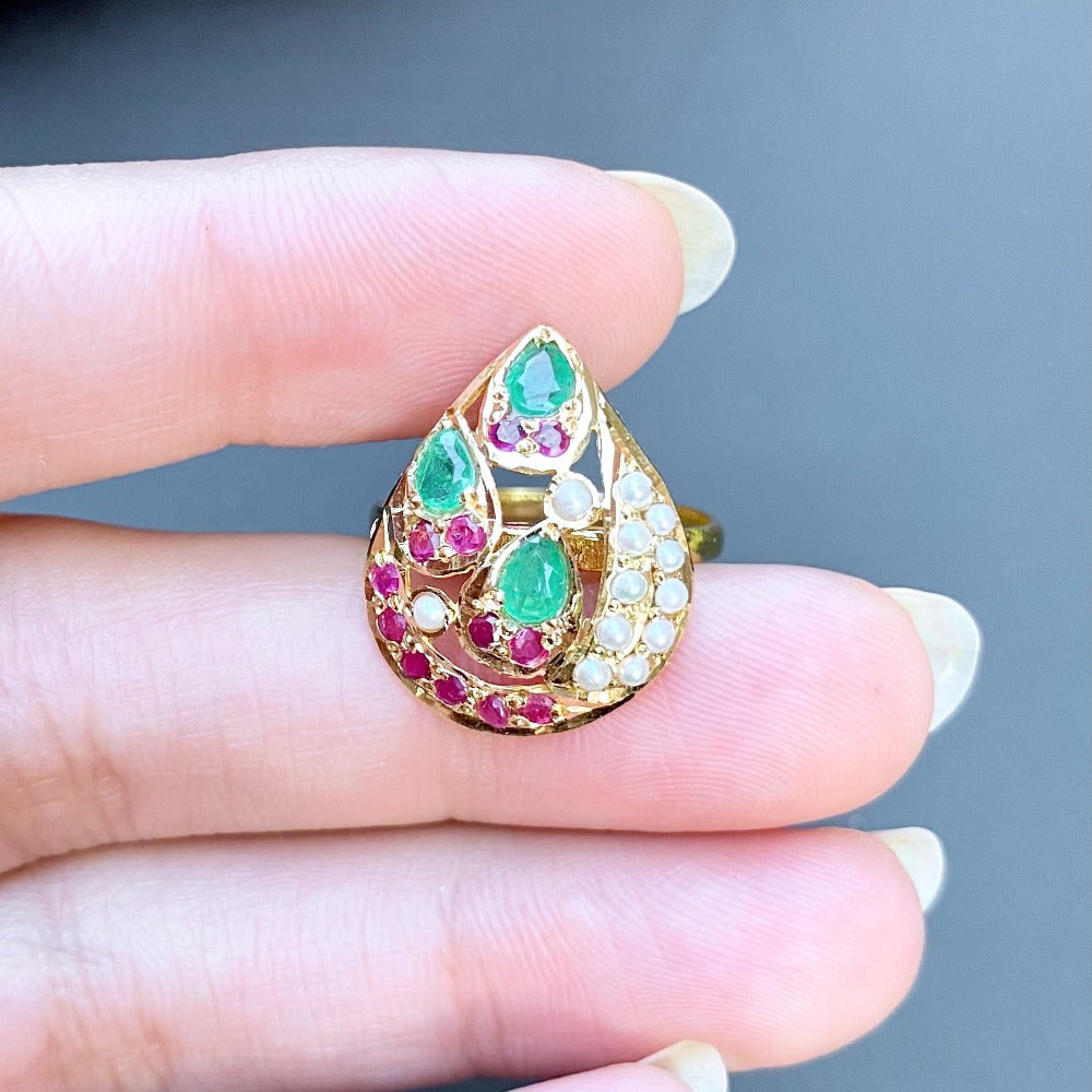 ladies gold finger ring indian