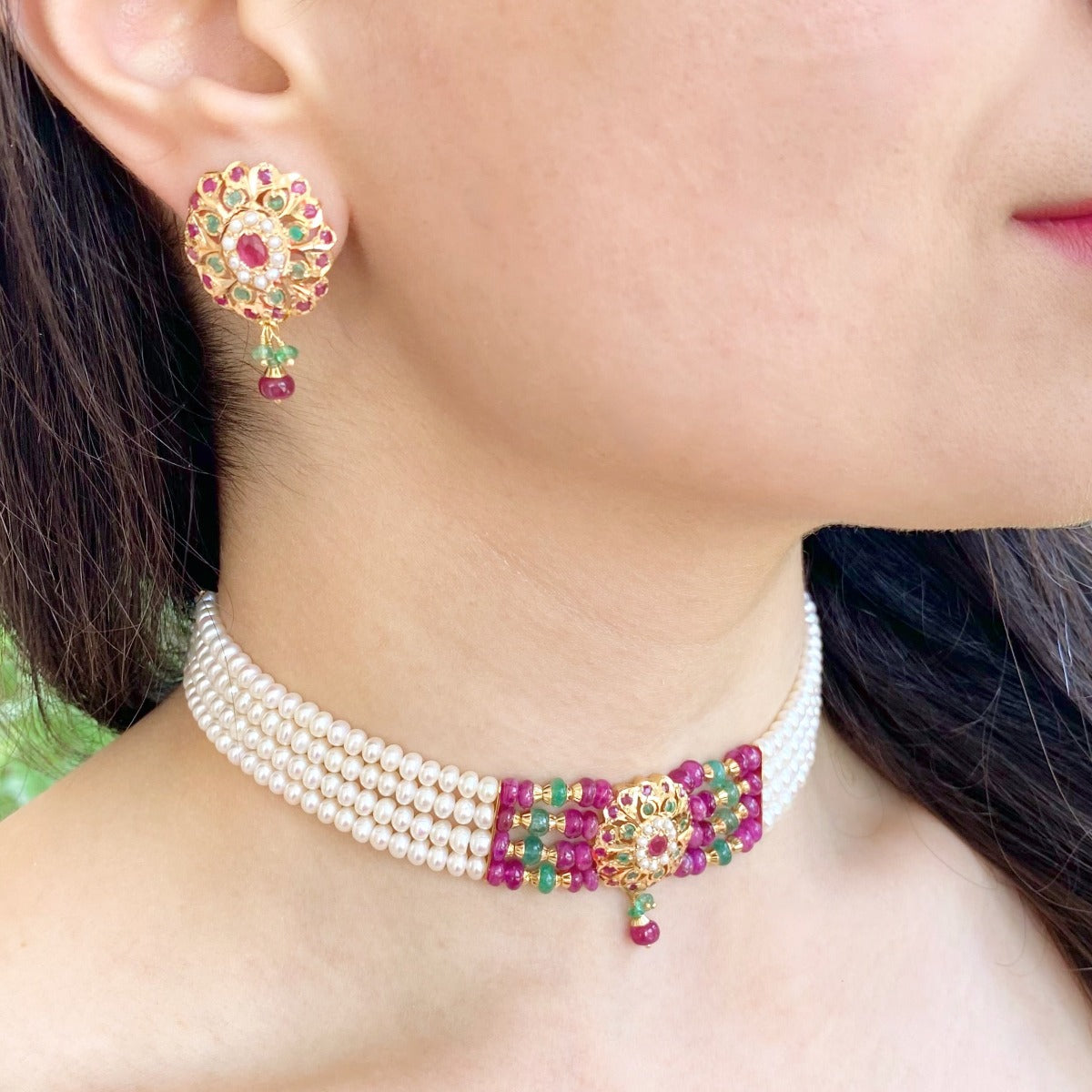 dainty gold choker india