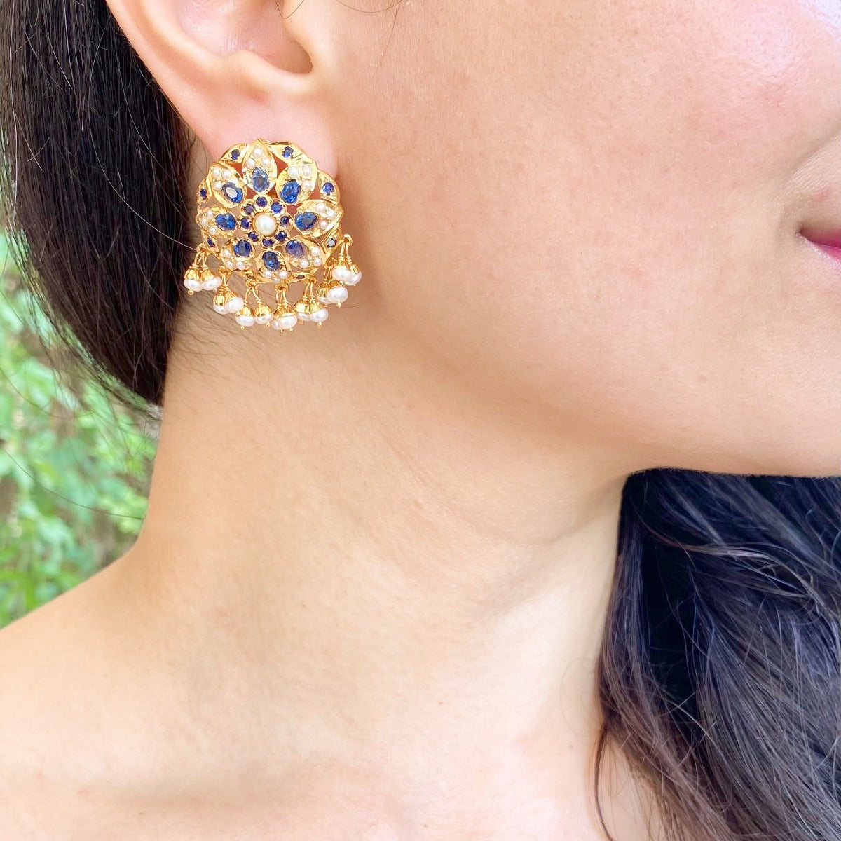 blue sapphire jadau stud earrings