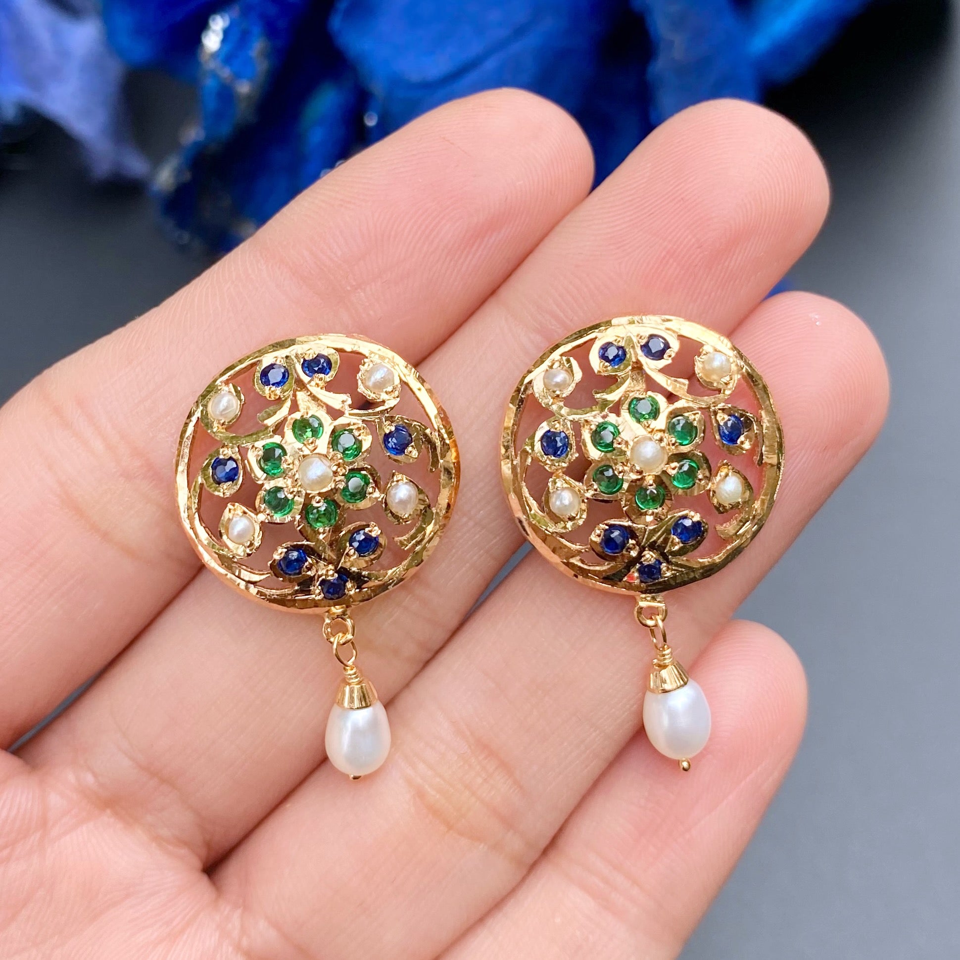 small round studs for girls