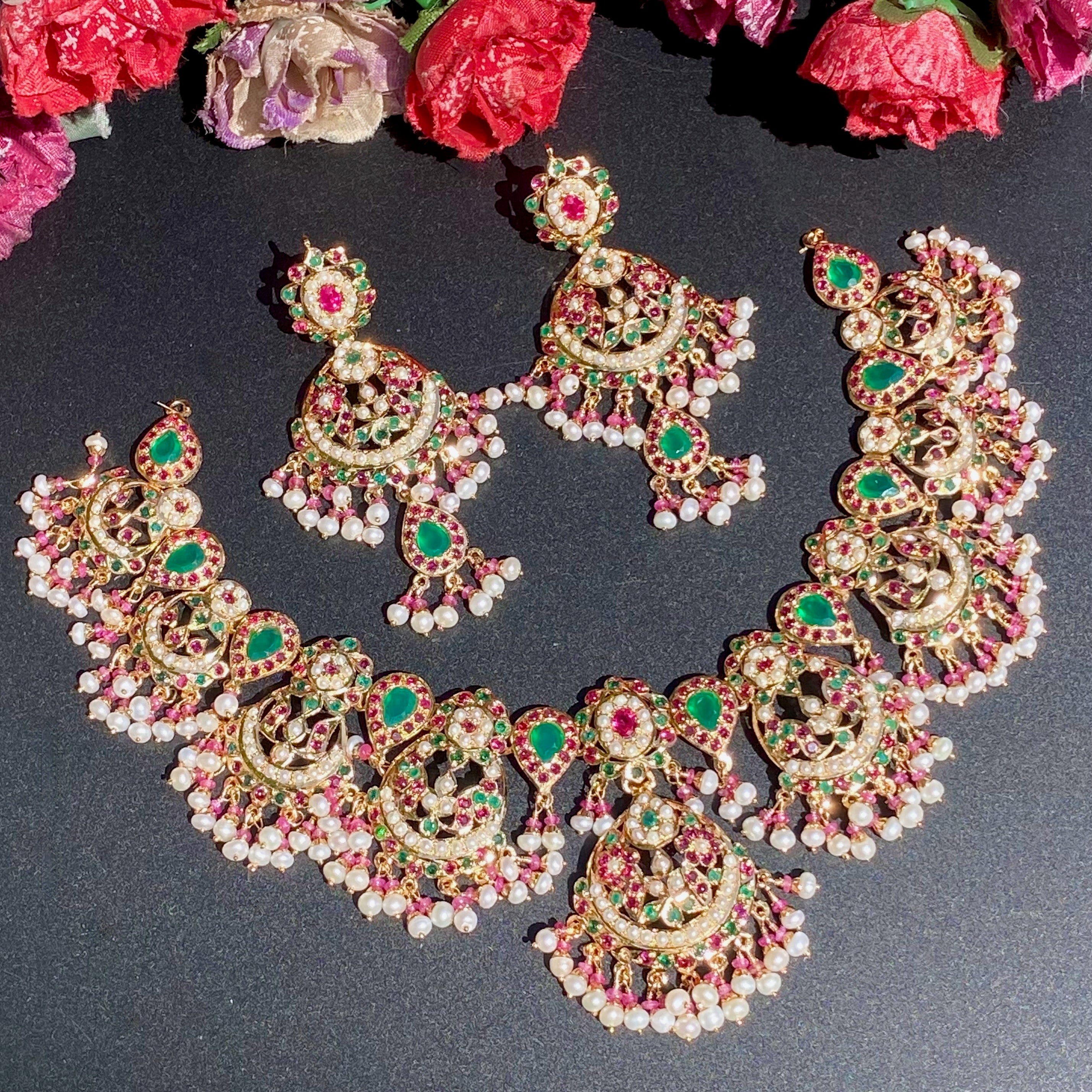 broad jadau necklace set ruby emerald