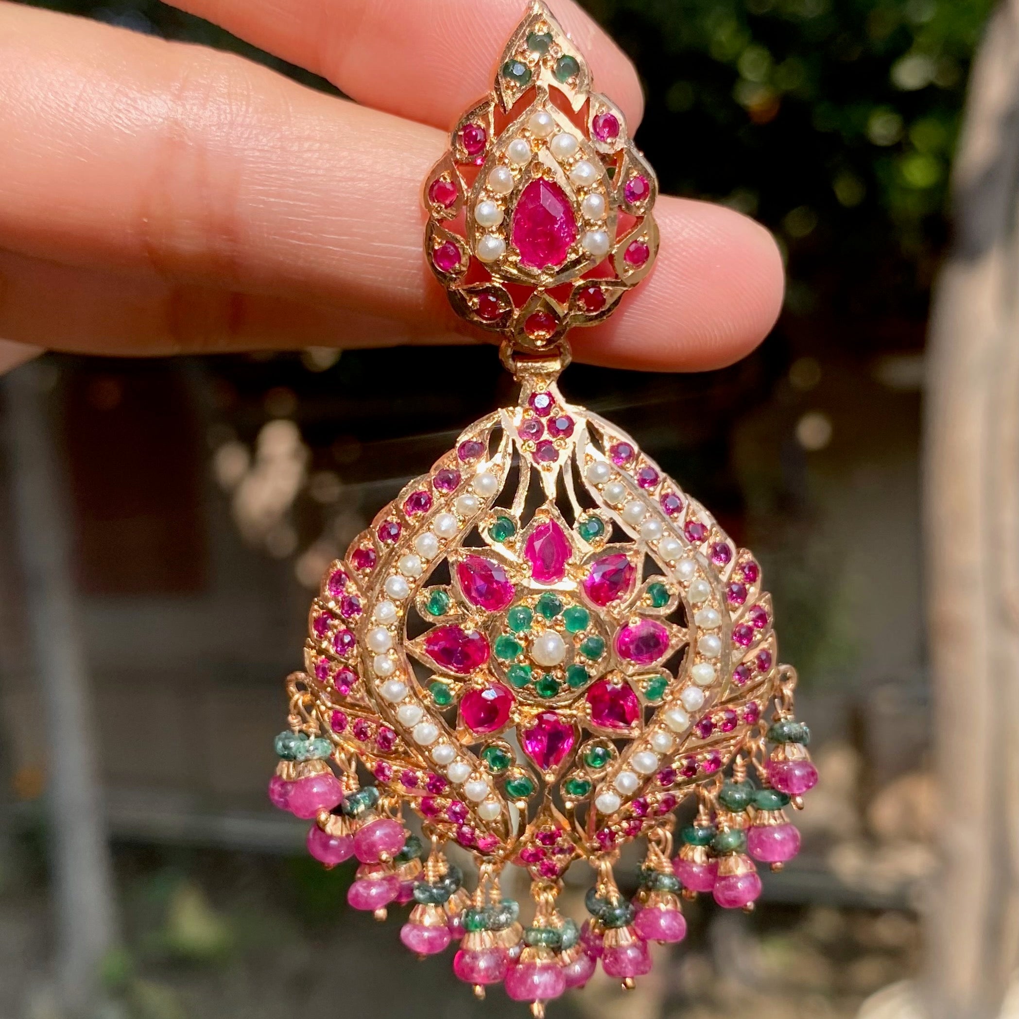 traditional pakistani earrings