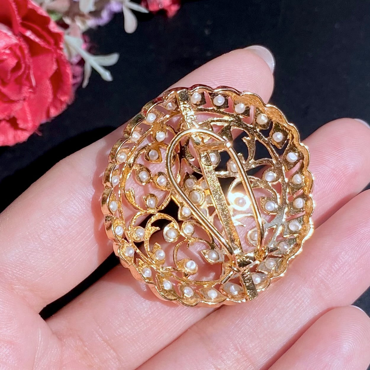 large pearl jadau tops