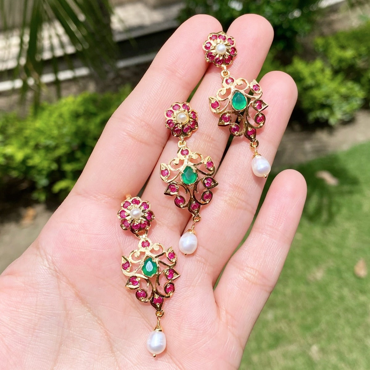 gold plated pendant set under 10000