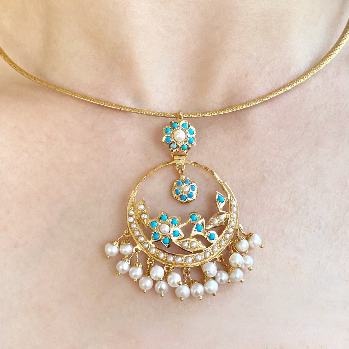 firozi bengali pendant set