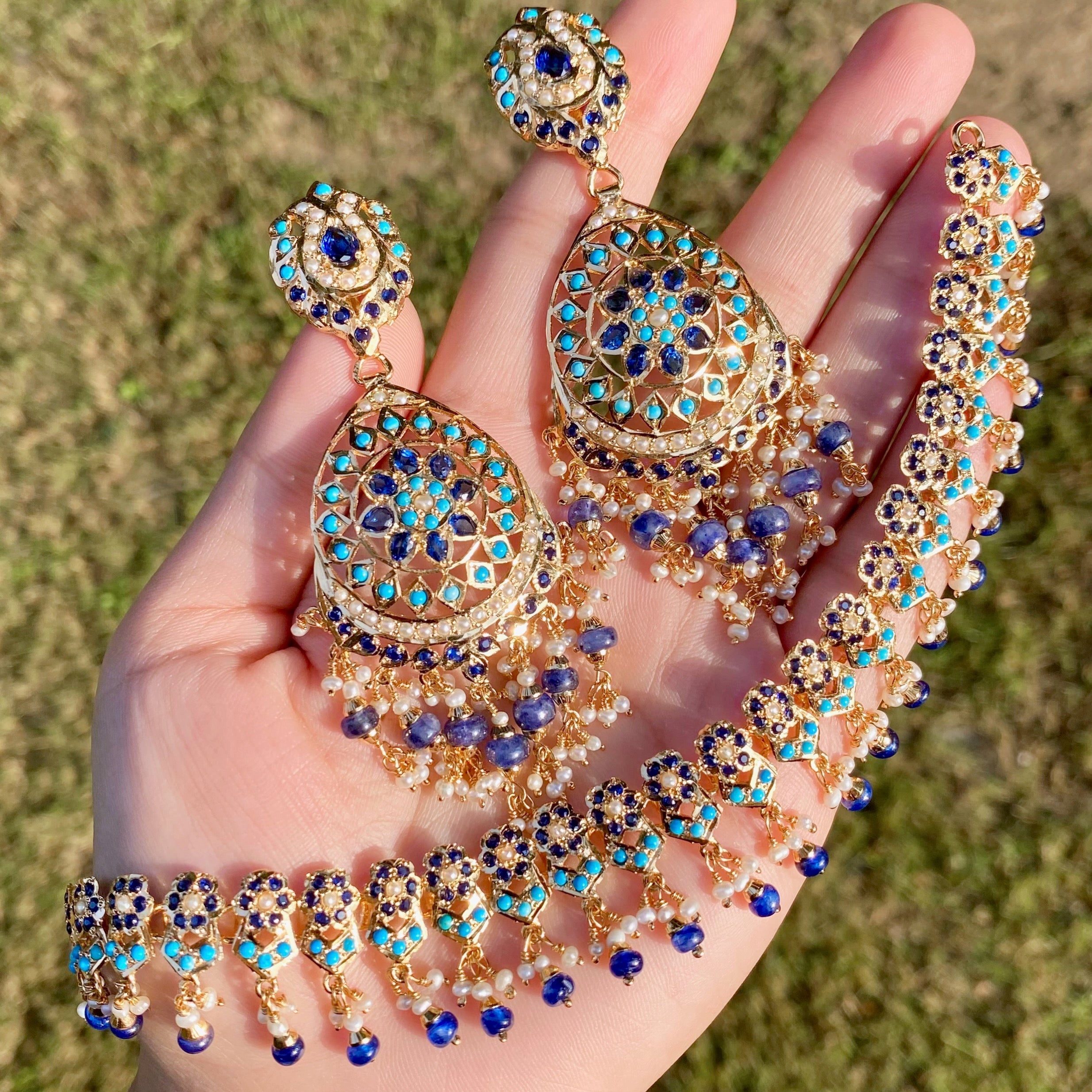 blue necklace set