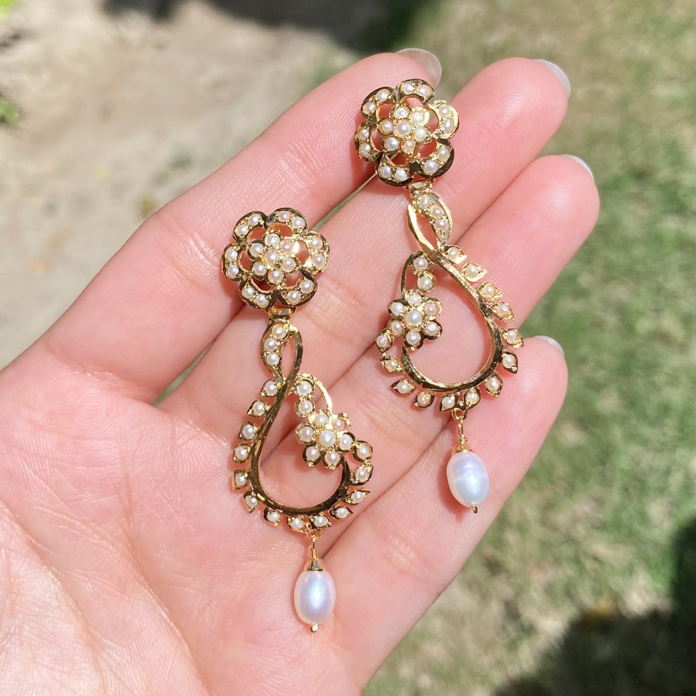 dainty pearl chandbali
