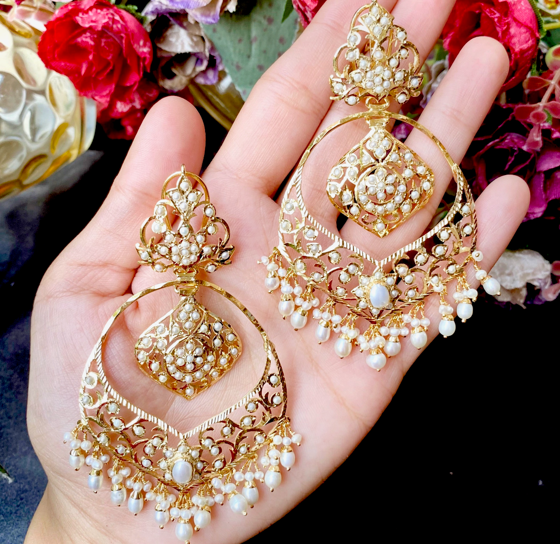 antique design fashion earrings