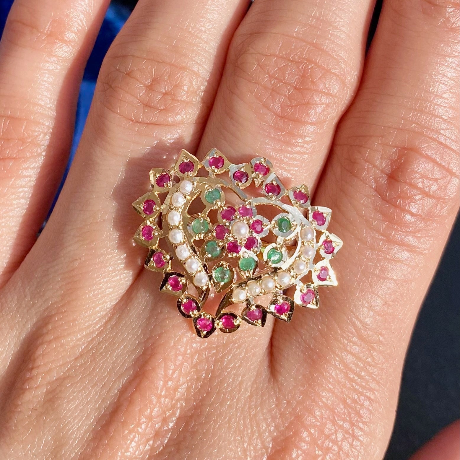 delicate gold ring jadau