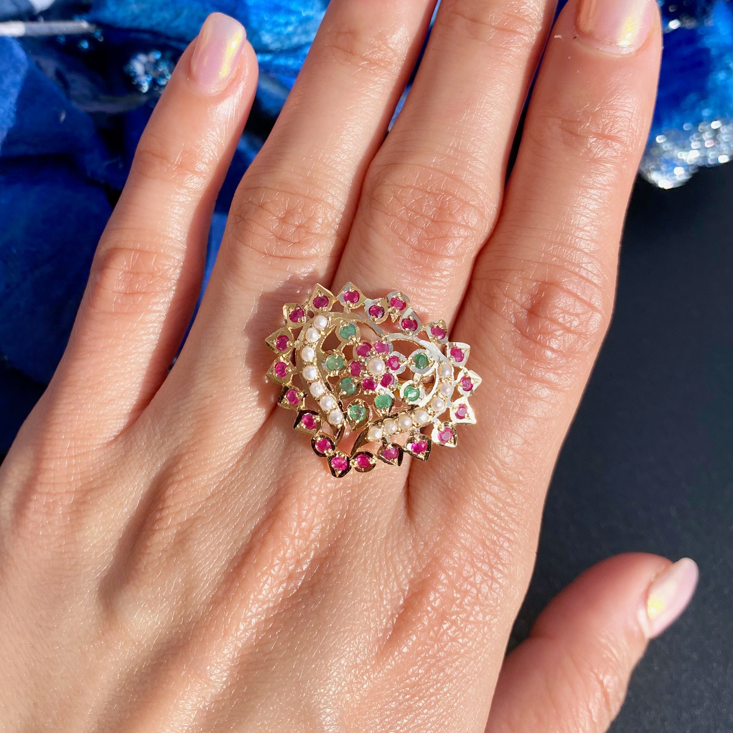 delicate gold ring jadau