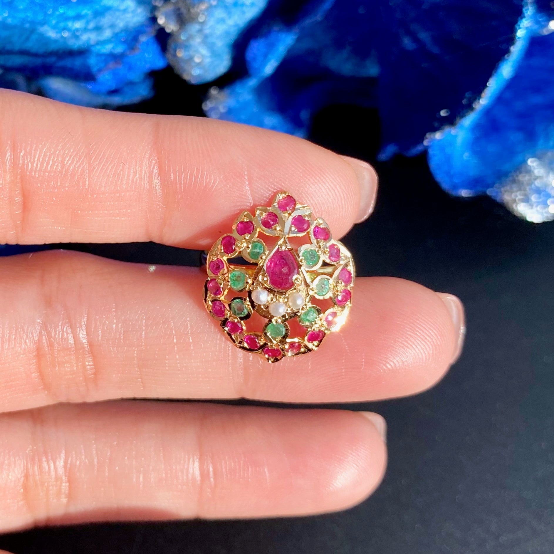 dainty jadau ring gold