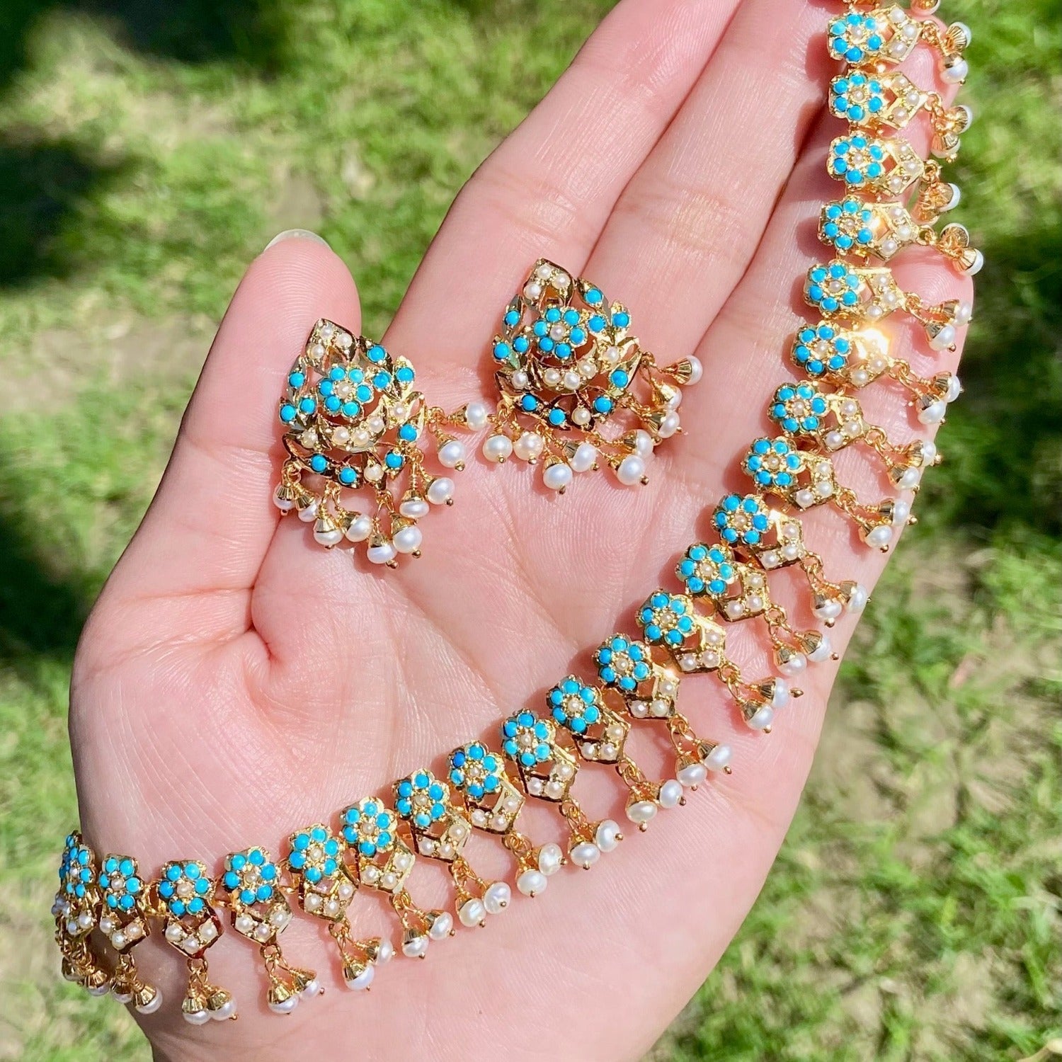 dainty womens turquoise necklace