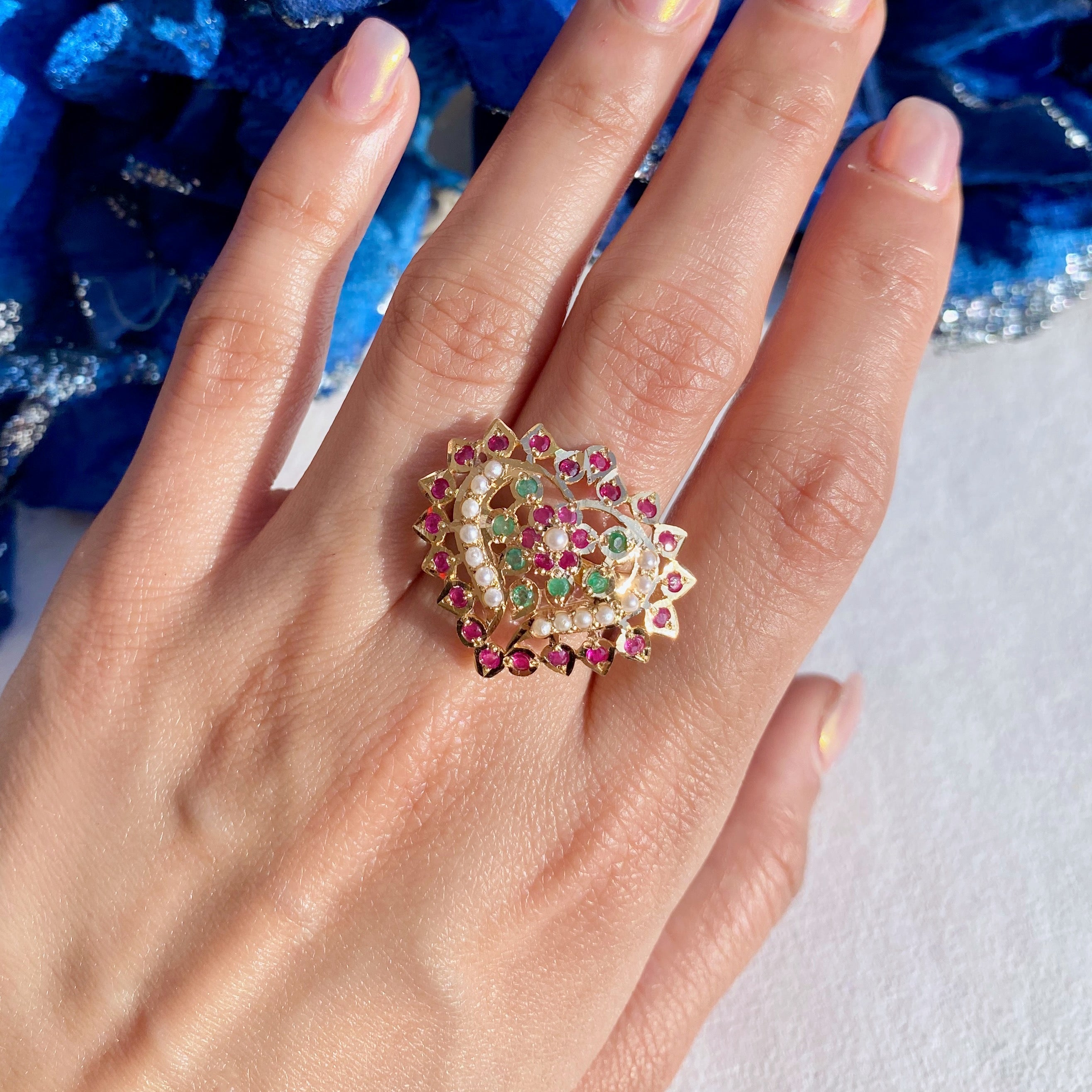 delicate gold ring jadau