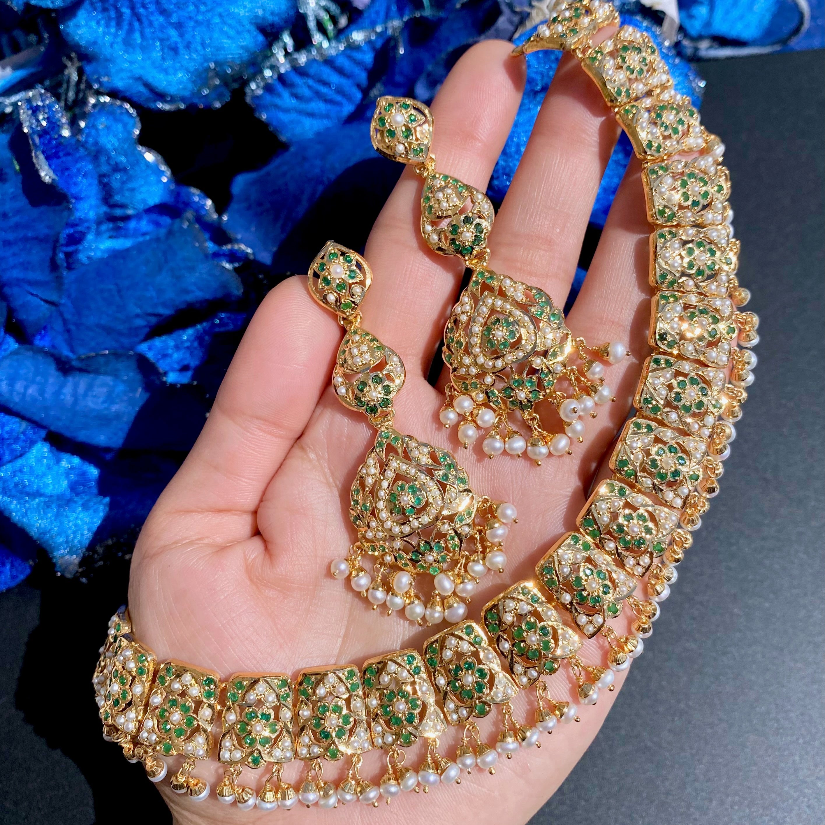 green necklace set indian