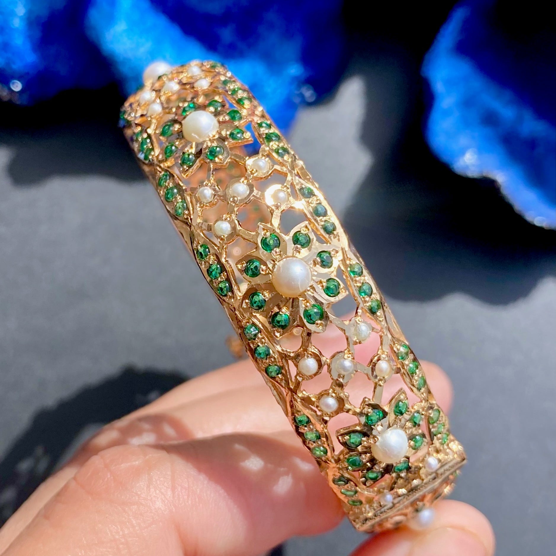 emerald bangle indian