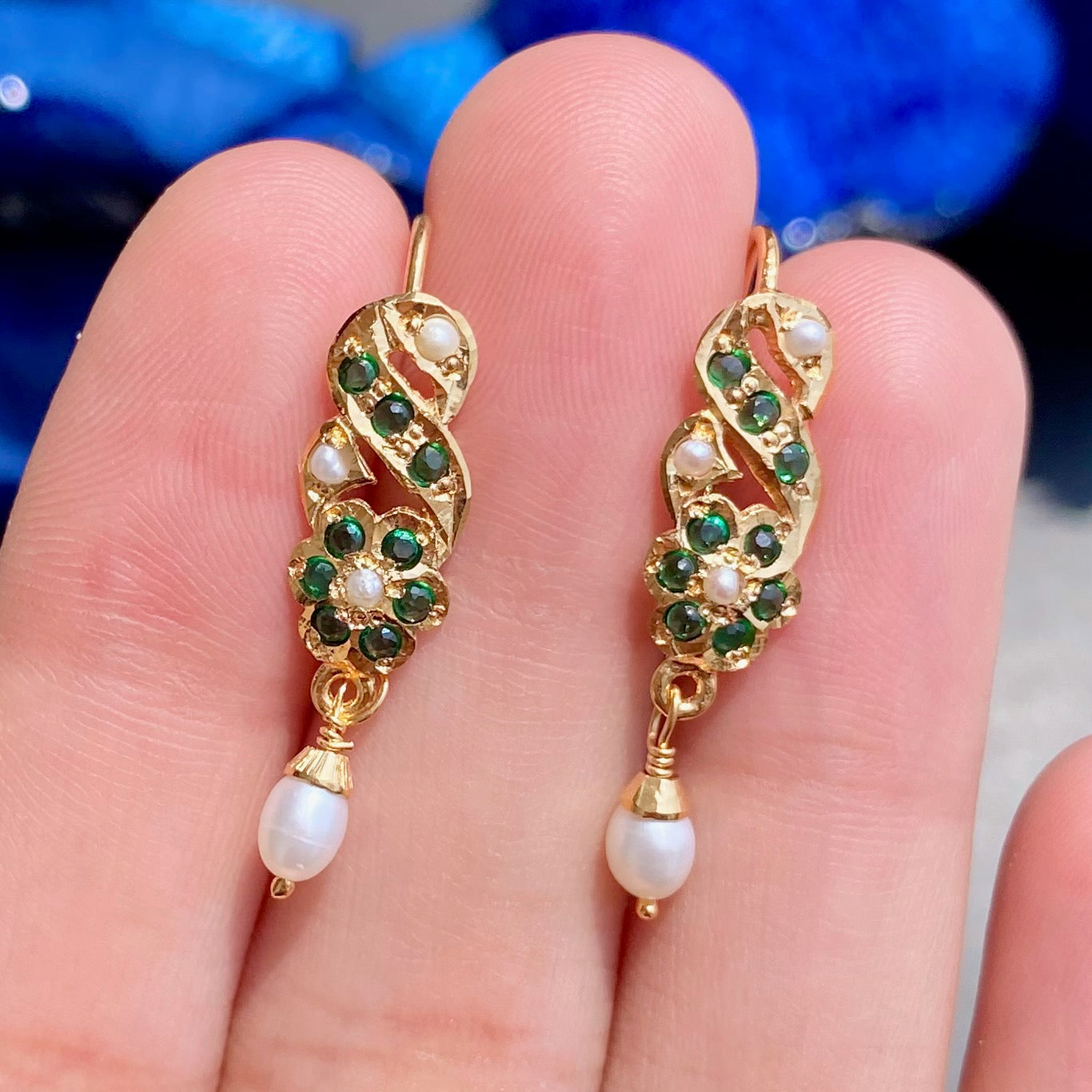emerald bali earrings
