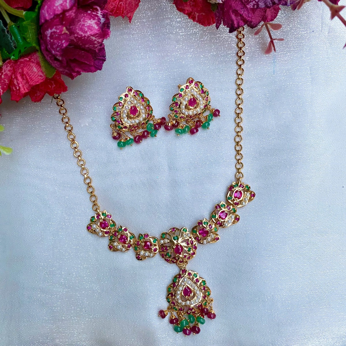 hyderabadi ruby emerald necklace