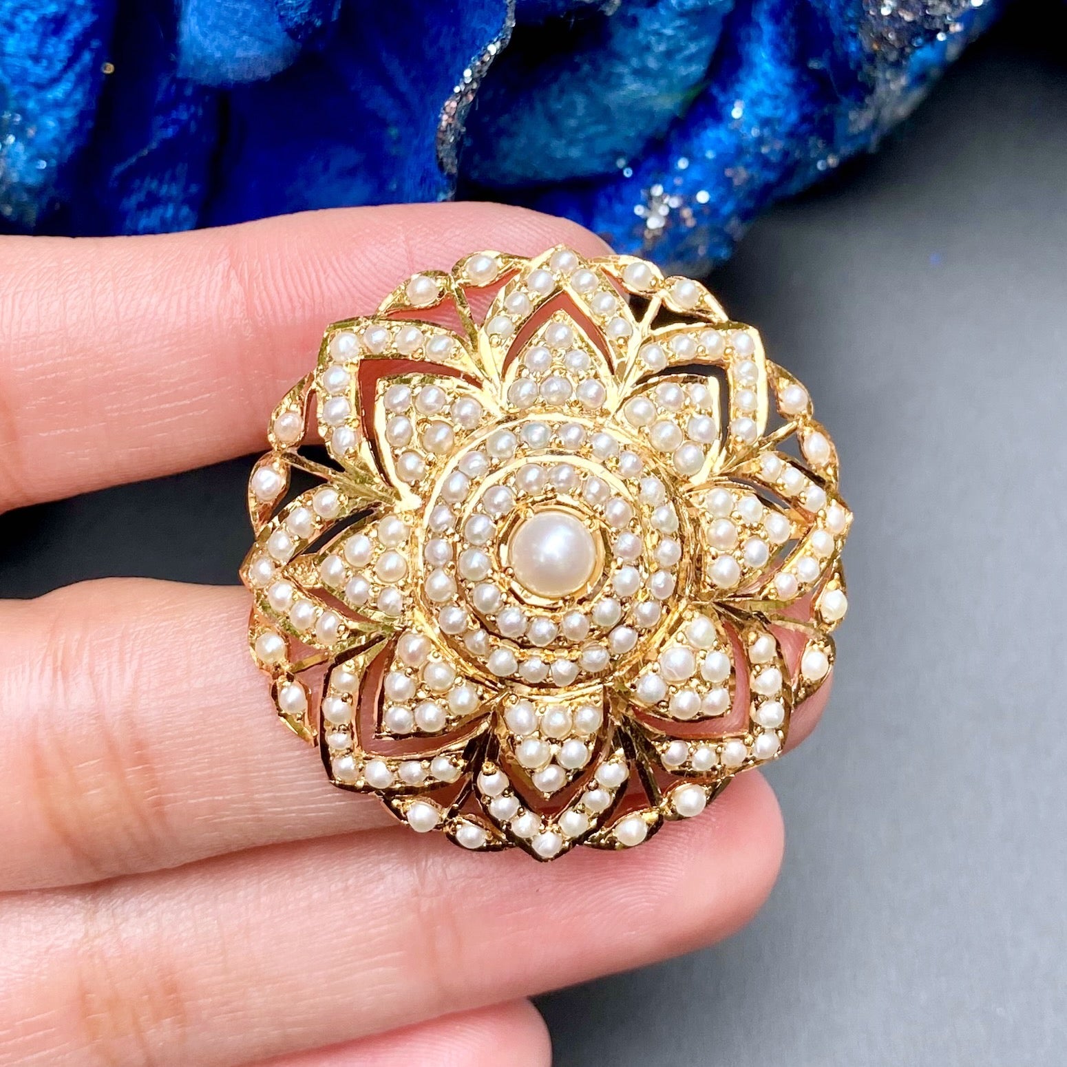 womens pearl ring