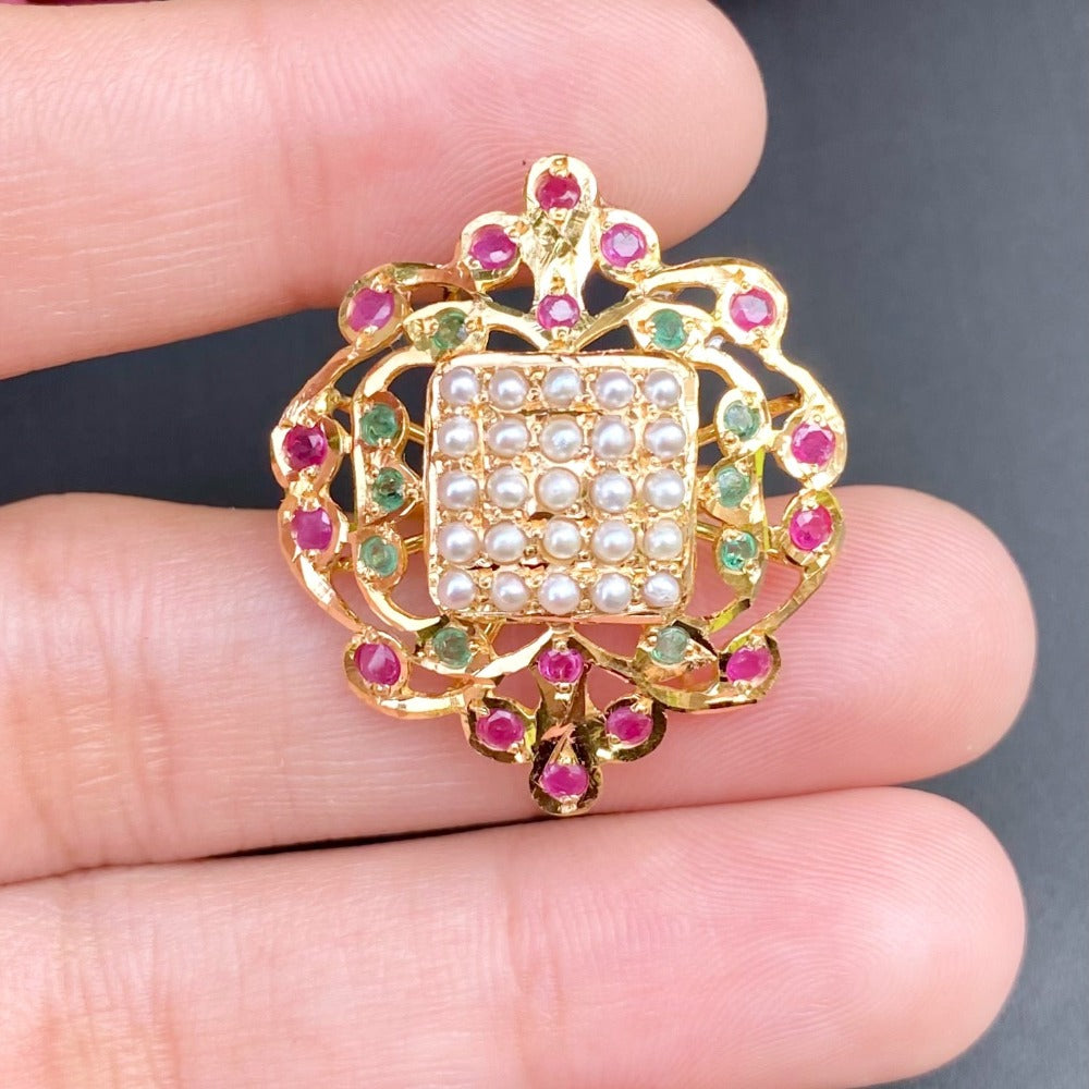 fancy jadau ring gold