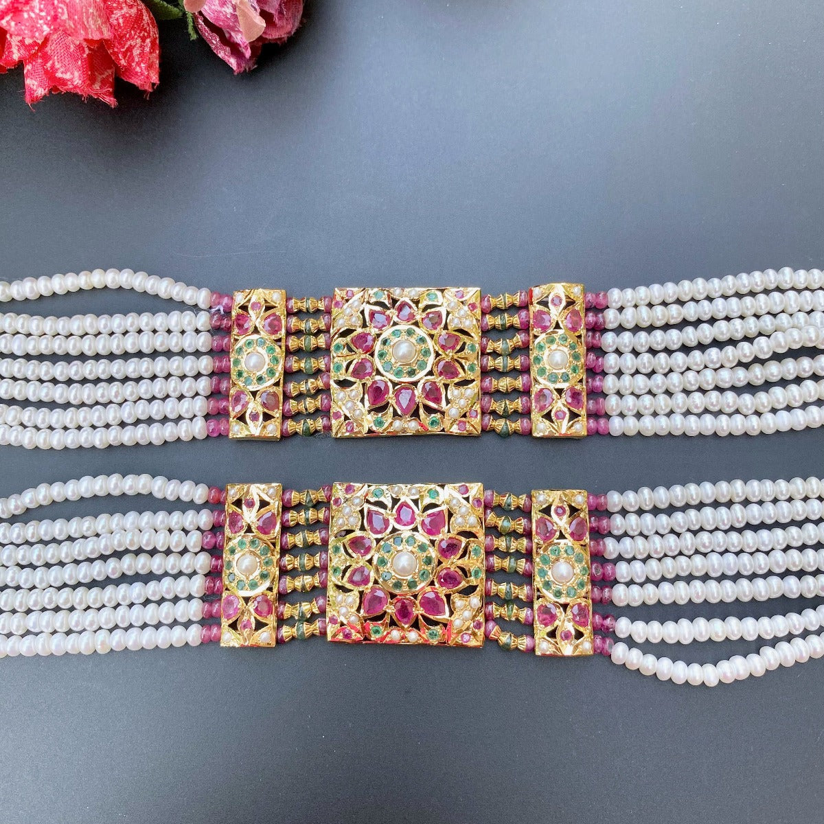 pair of bracelets in 22 karat gold studded with stones
