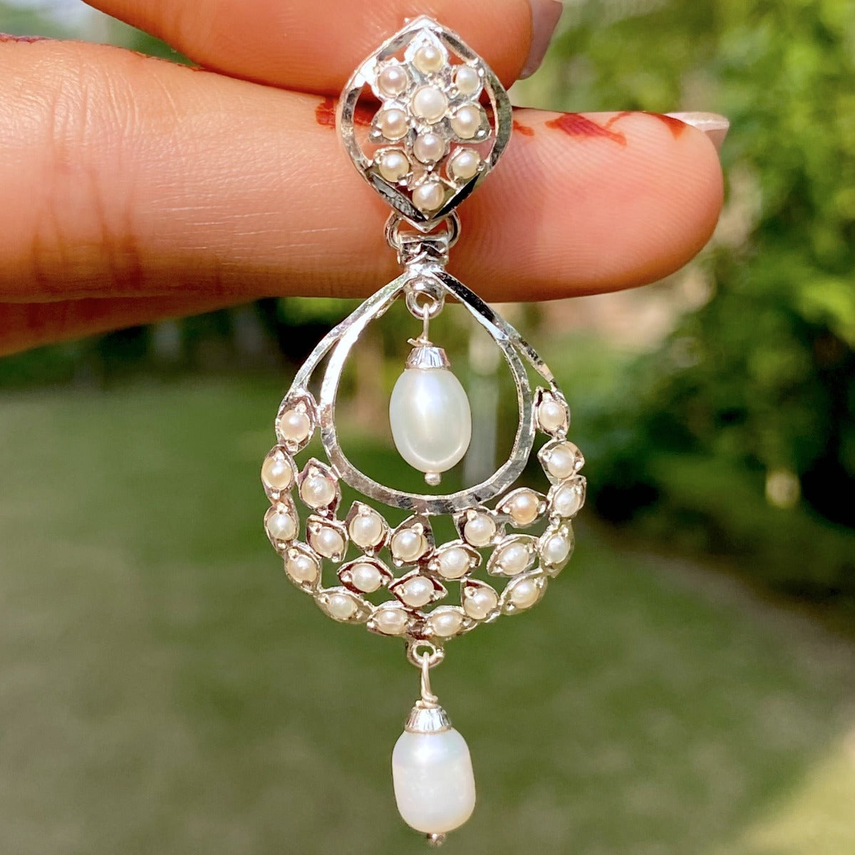 bohemian earrings with silver and pearls