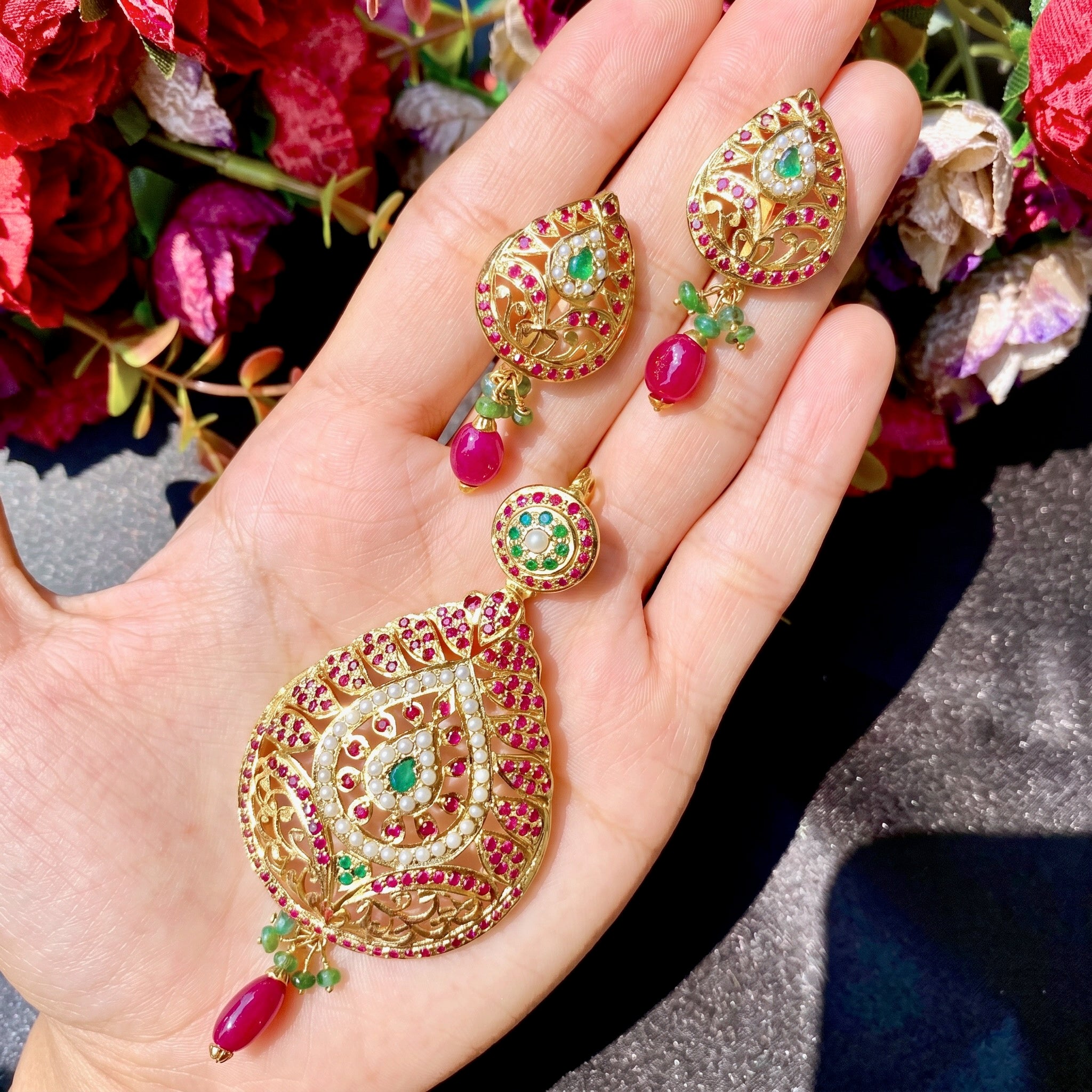 gold plated pendant set in silver