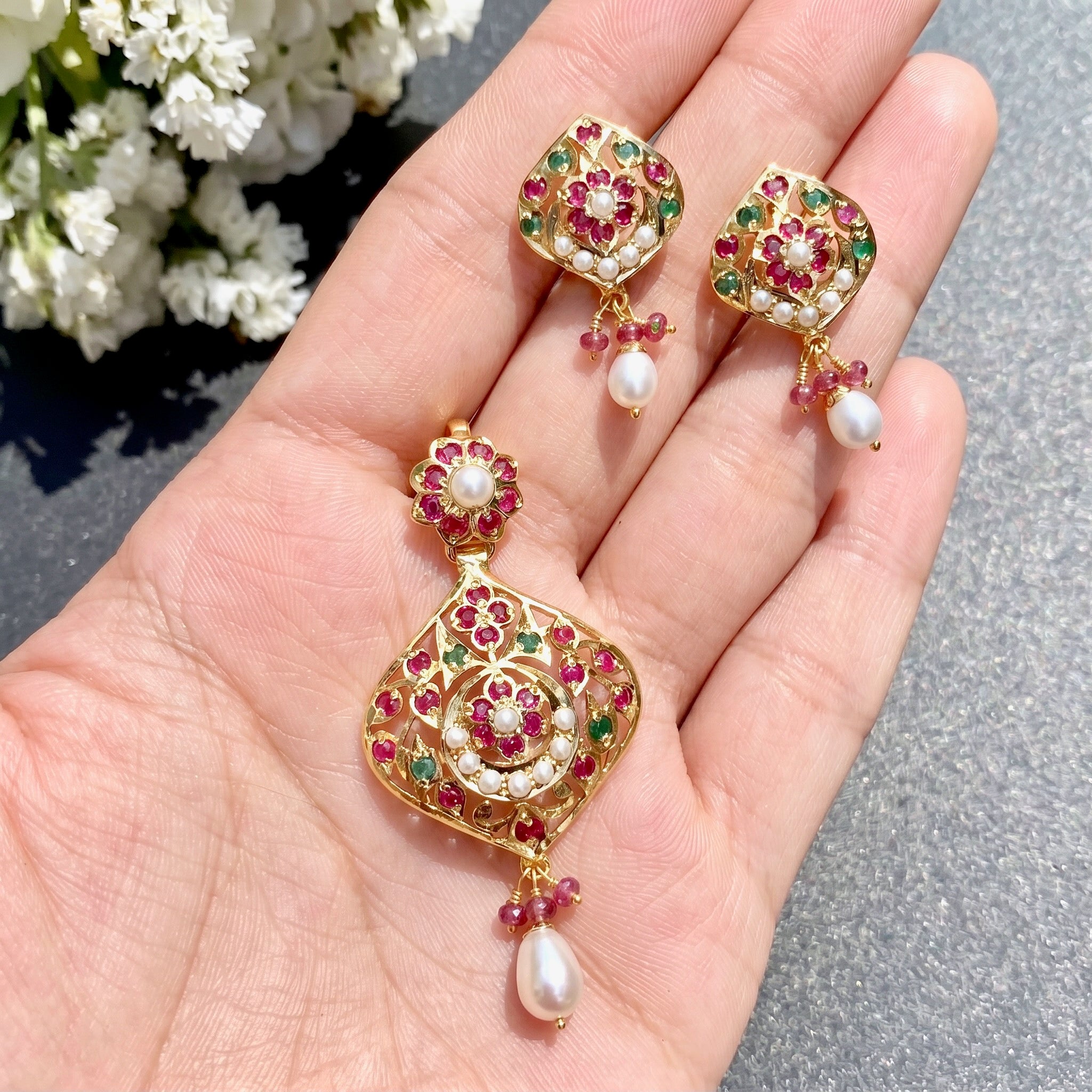 perfect jewelry gifts for women