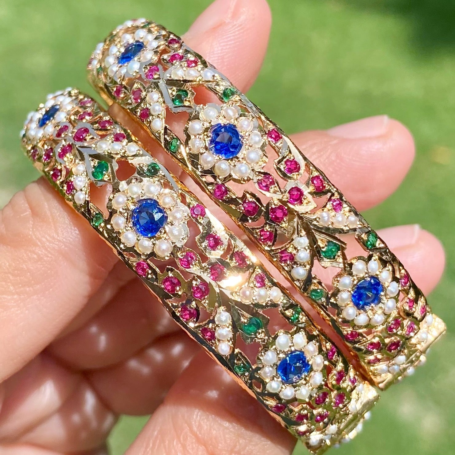 openable Bollywood jarau bangles