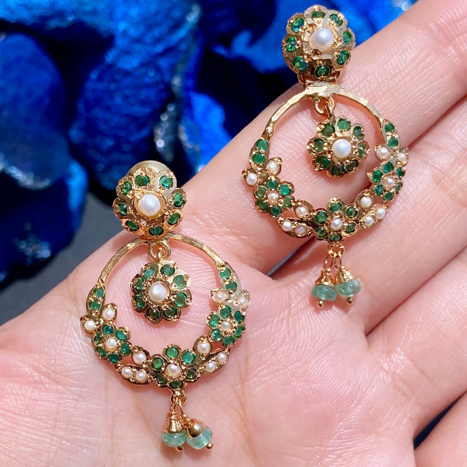 delicate emerald necklace set indian