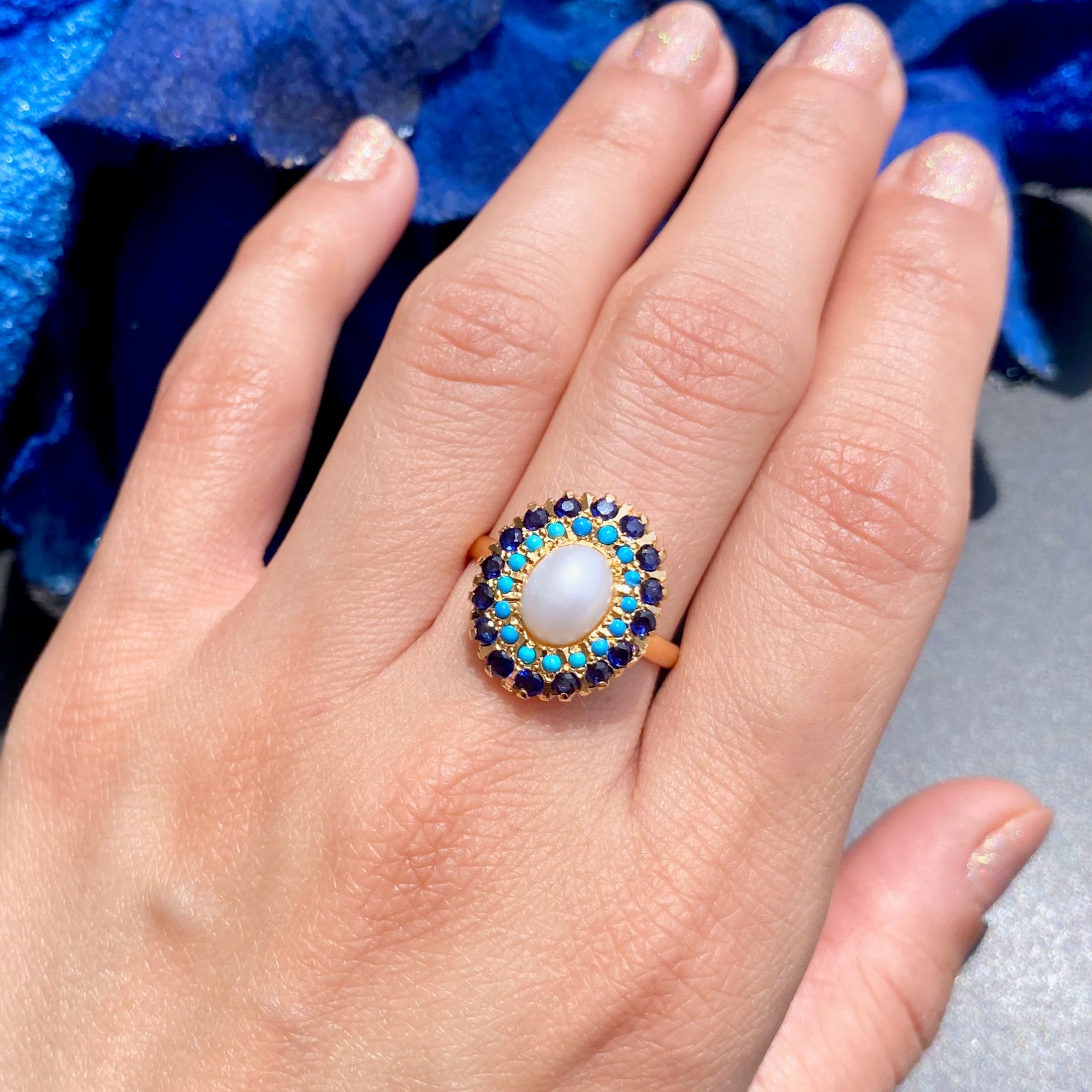 silver ring to gift her