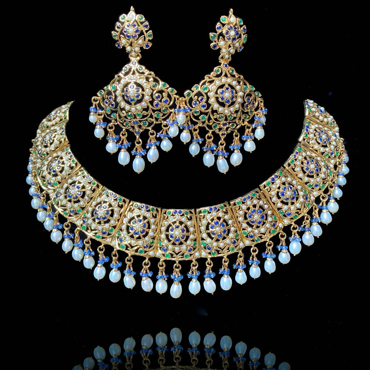 antique design broad pakistani necklace