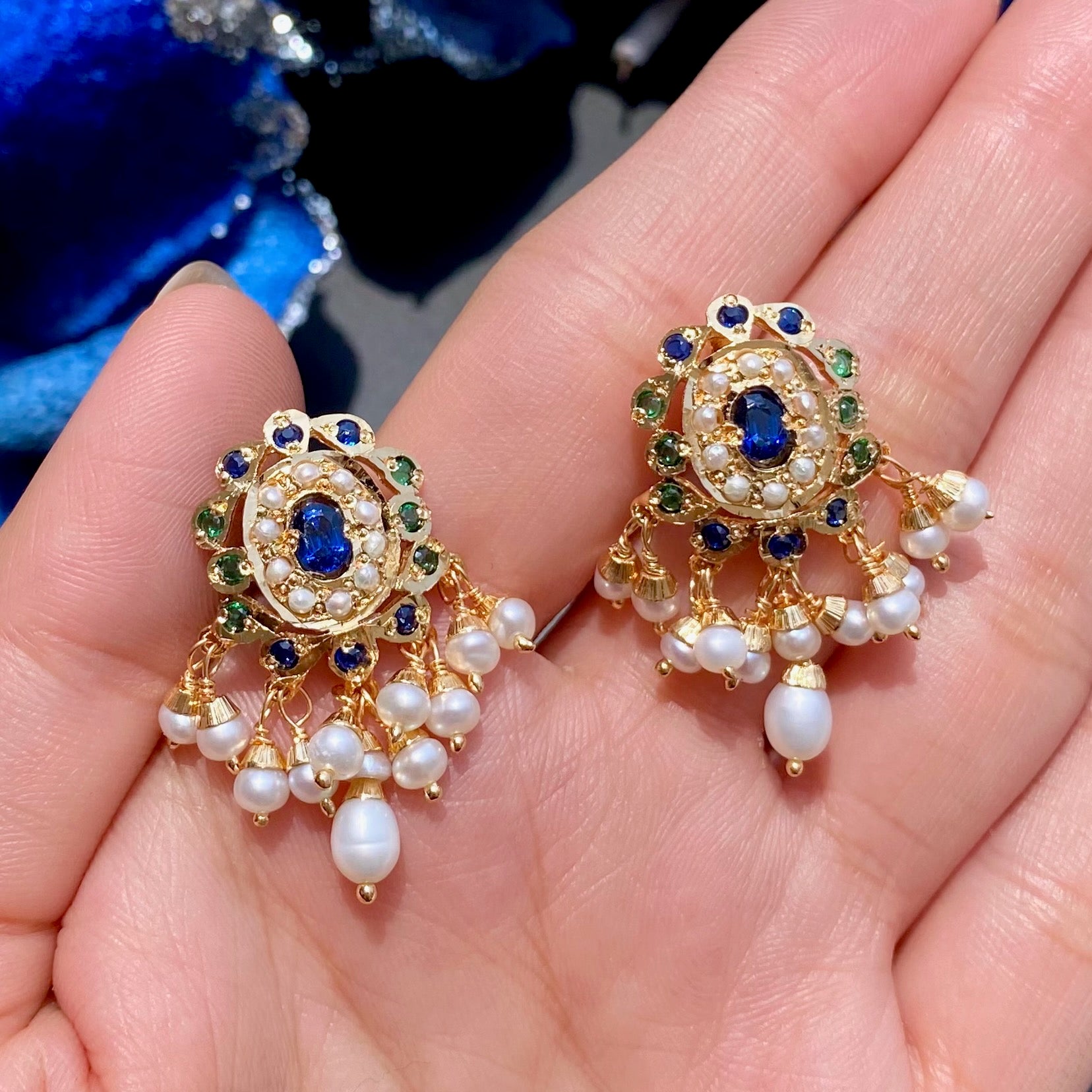 sophisticated choker design