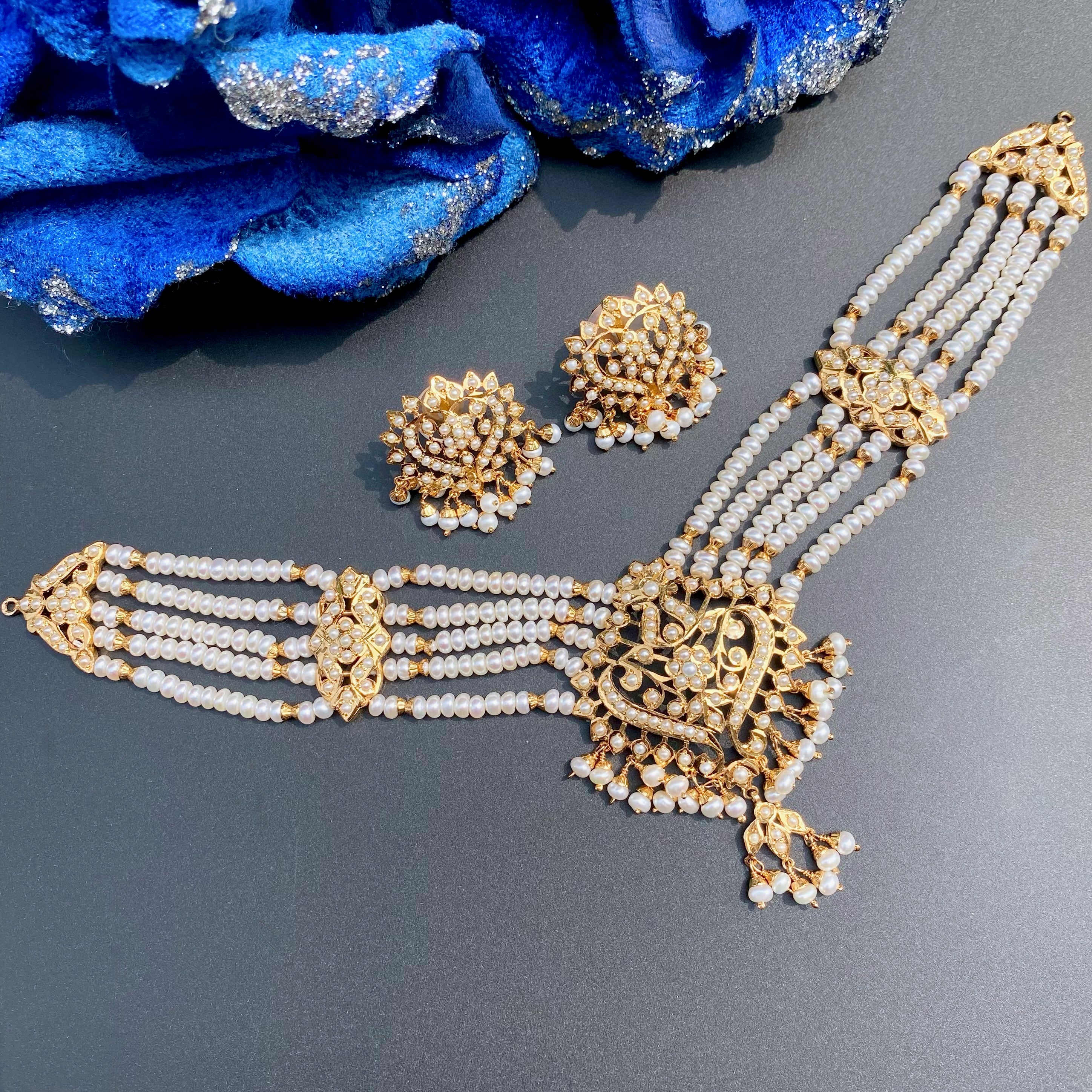 ethnic indian pearl choker set