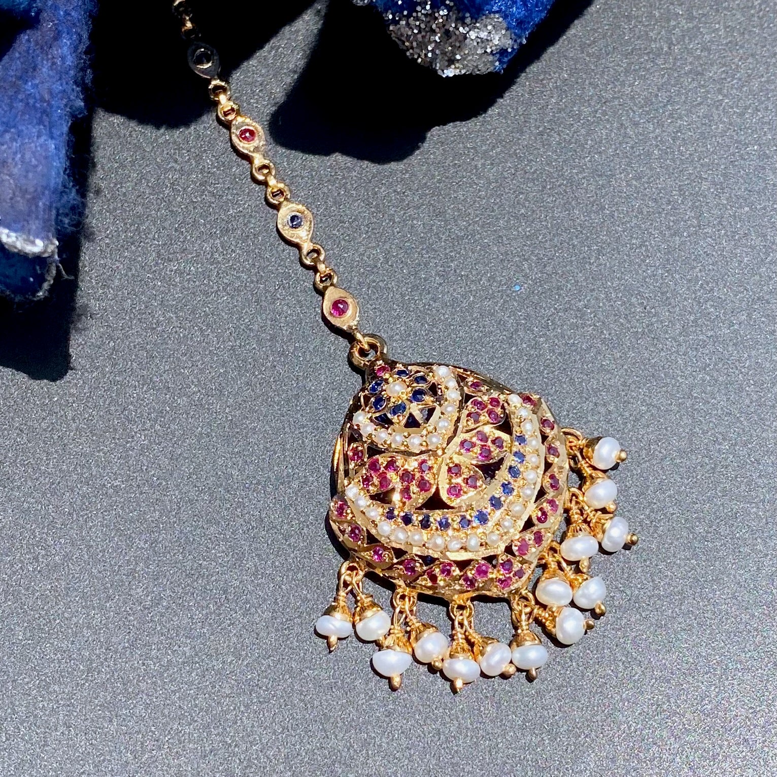 indian forehead jewelry