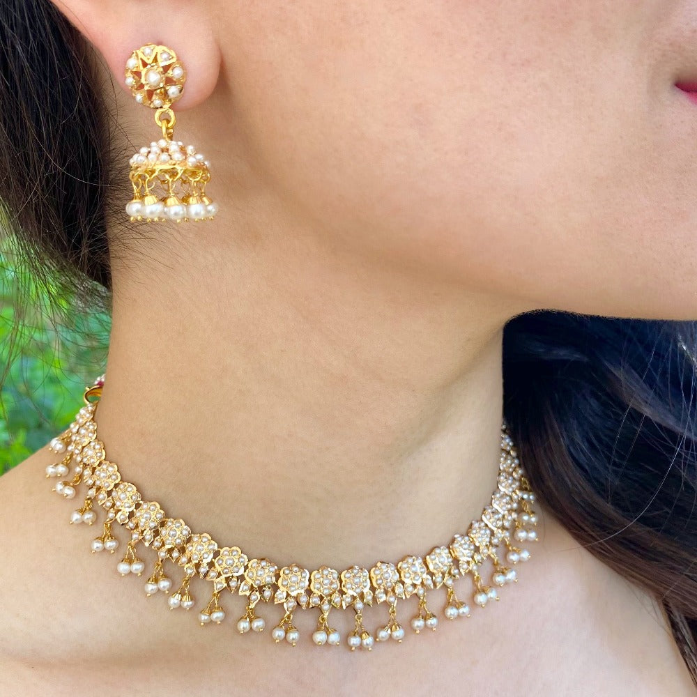 delicate indian pearl necklace